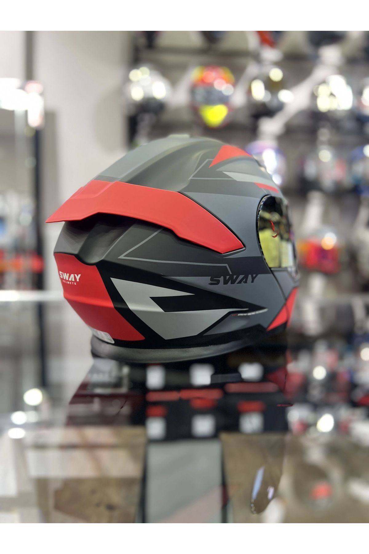 Kırmızı Siyah 912 Çene Açılır Kask Gold Vizörlü( 1 Şeffaf Vizör)