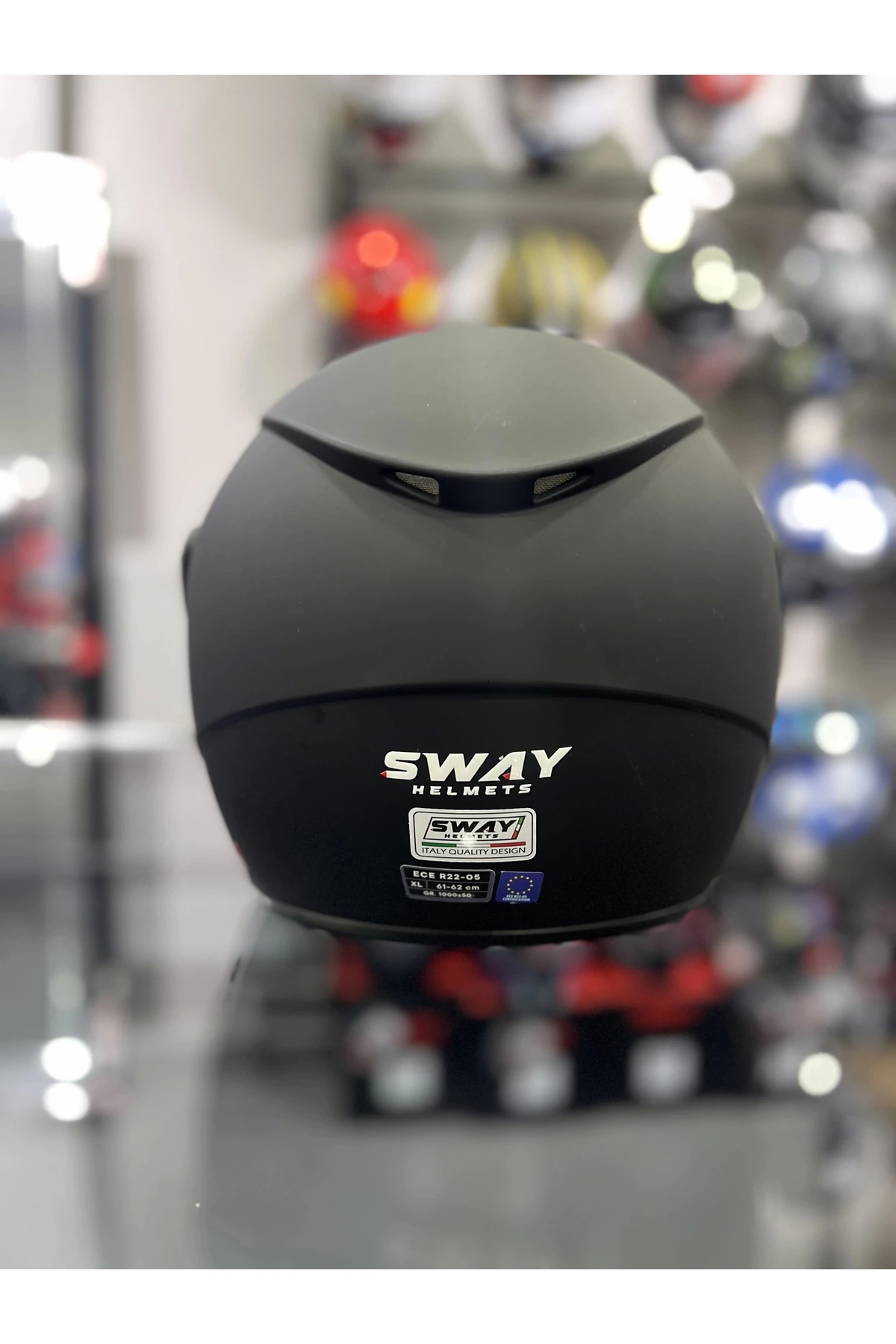 733 Mat Siyah Yarım Kask - Ayna Vizörlü