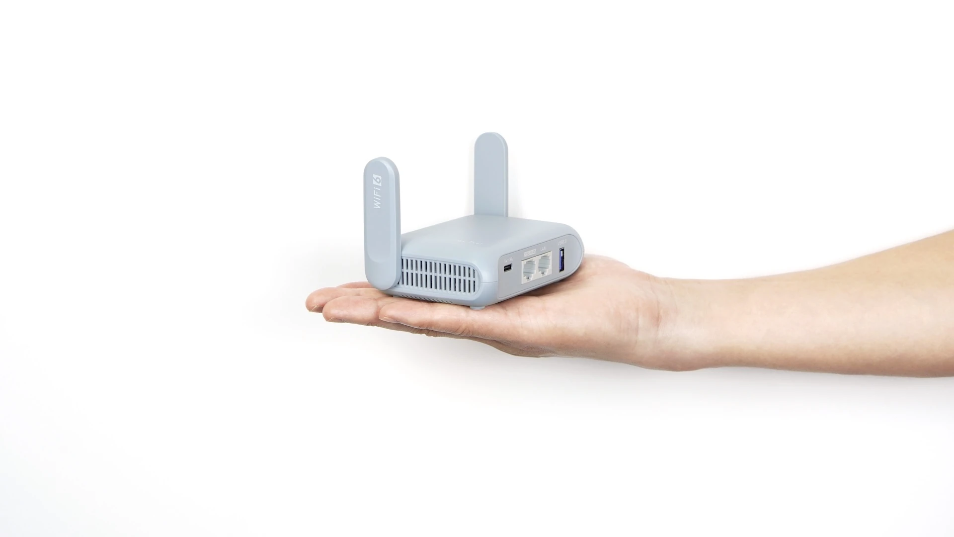 GL.iNet Beryl AX - WiFi 6 Seyahat Modemi