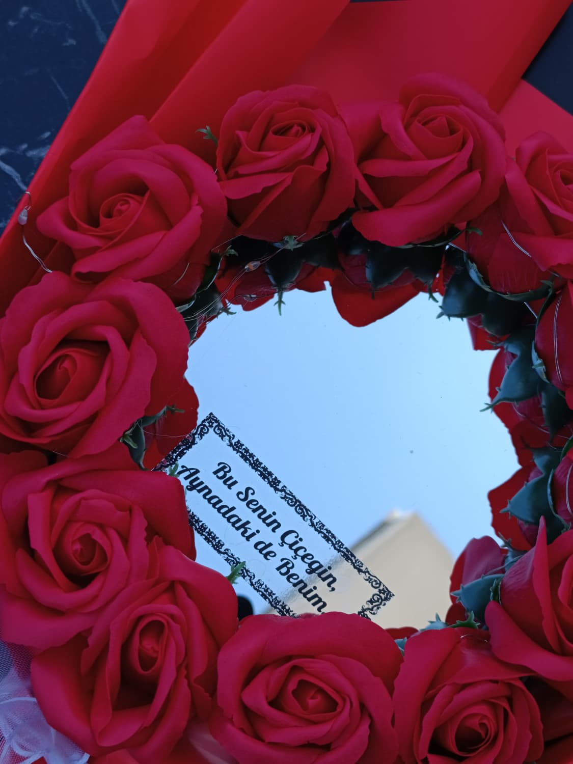 Işıklı Ayna Kalpli Gül Buketi