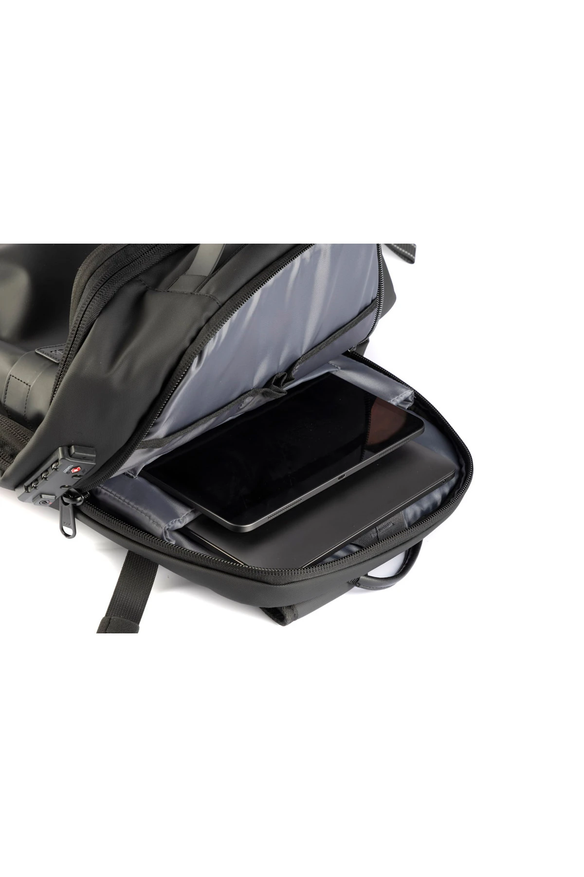 Seyahat İçin Vakumlu Sırt Çantası Su Geçirmez Kilitli Laptop Bölmeli