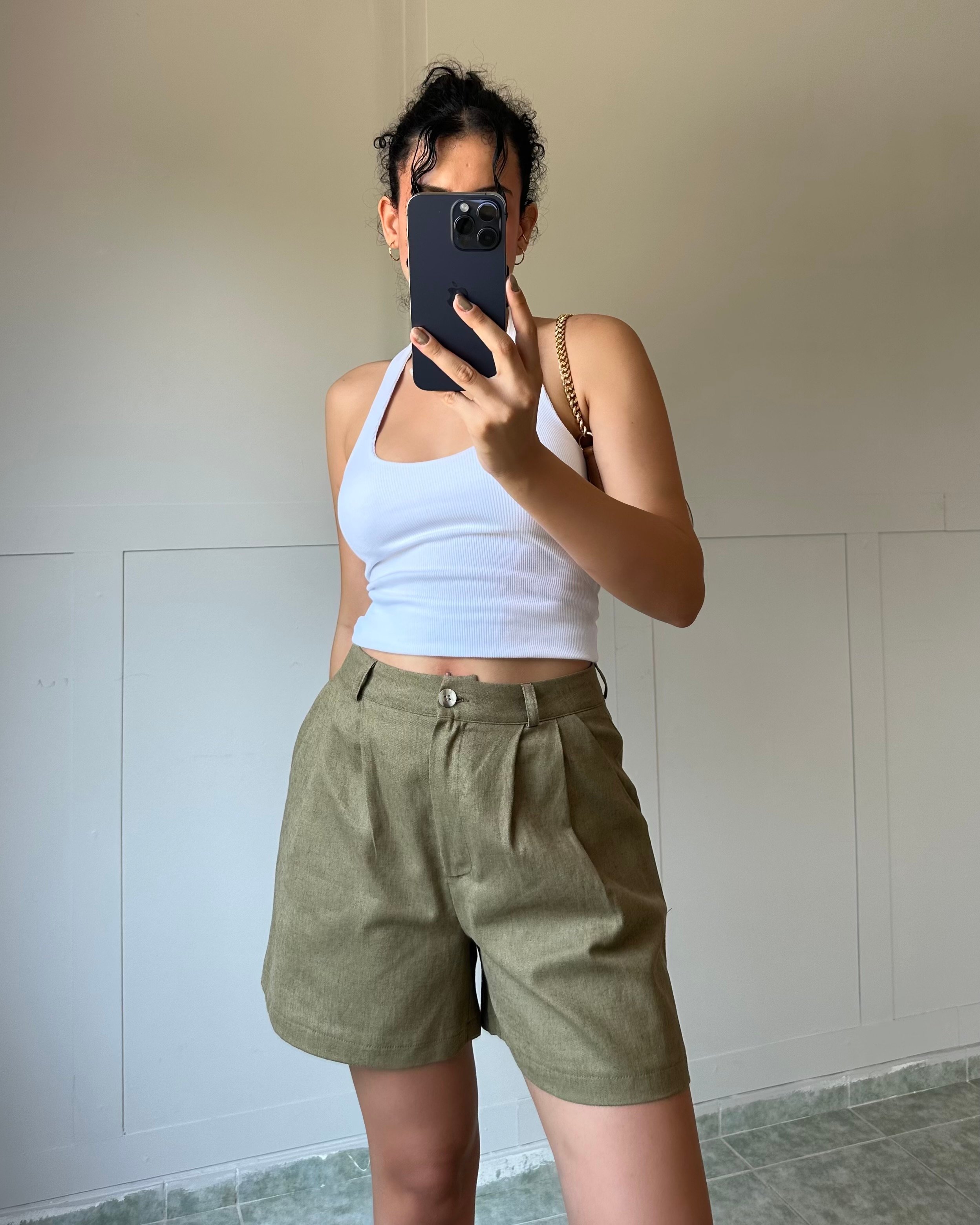 Haki Yeşil Keten Şehir Boy Şort KT0038