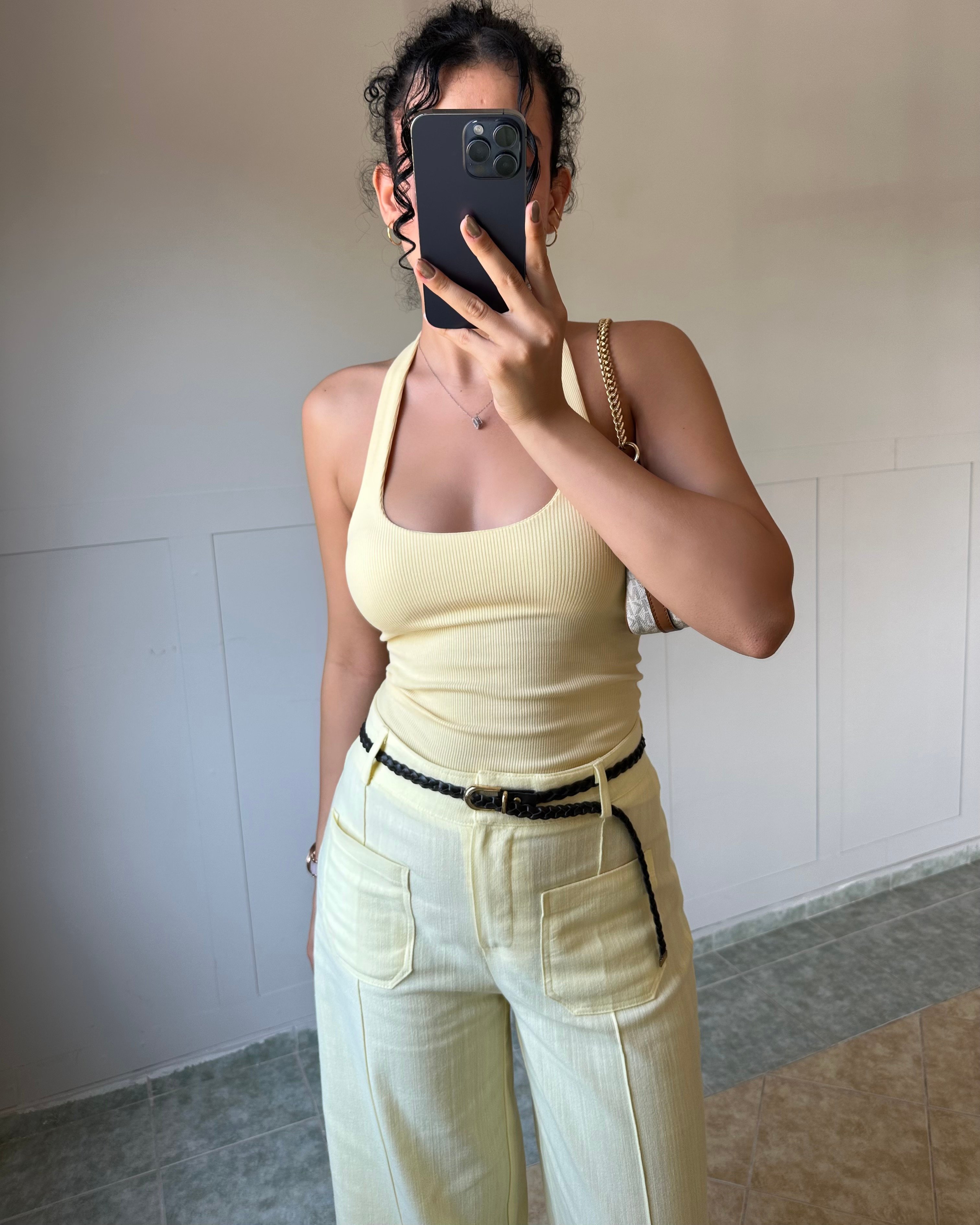 Çift Cepli Kendinden Kemerli Sarı Keten Pantolon KT0042