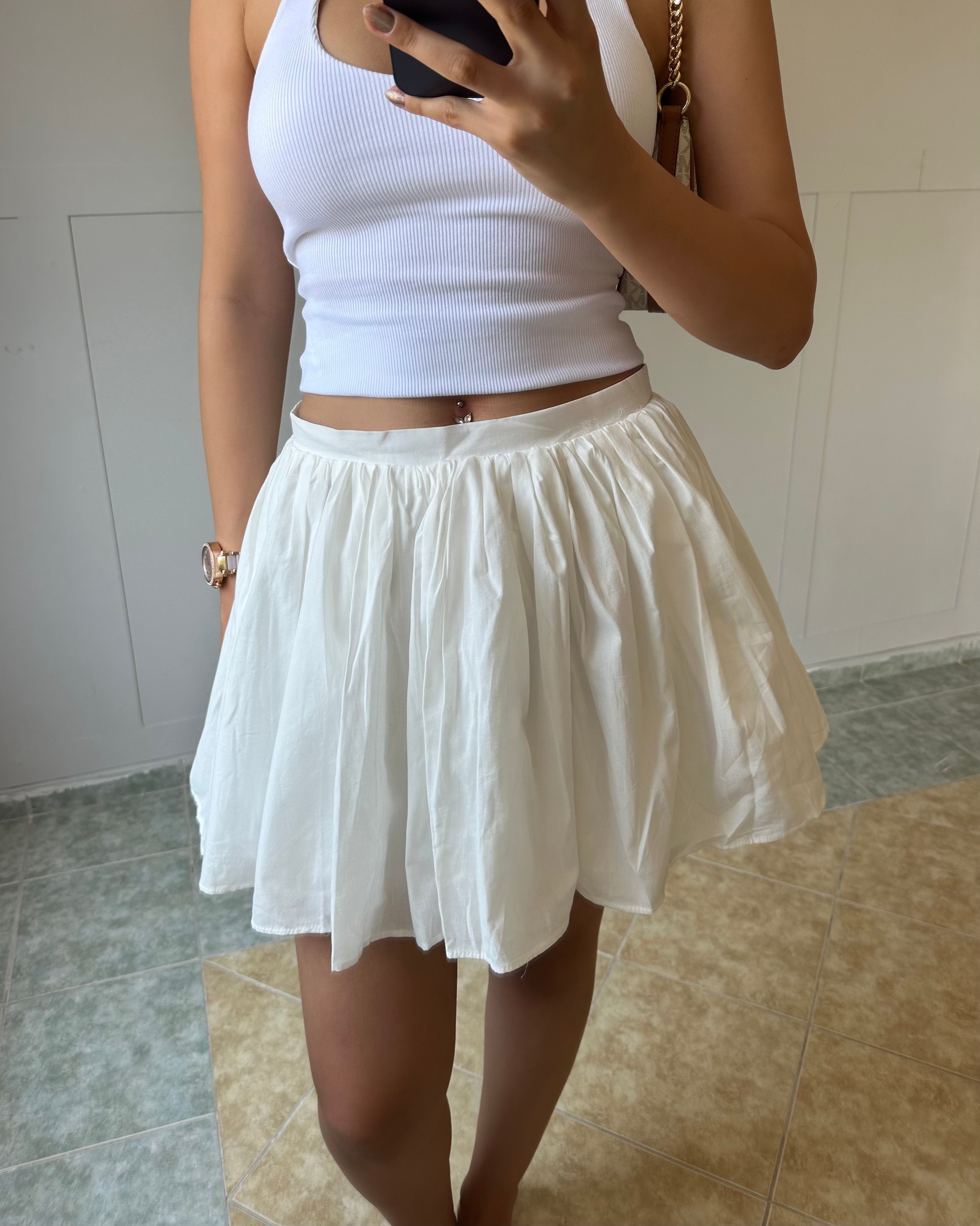 Beyaz Volanlı Fırfırlı Mini Etek KT0039