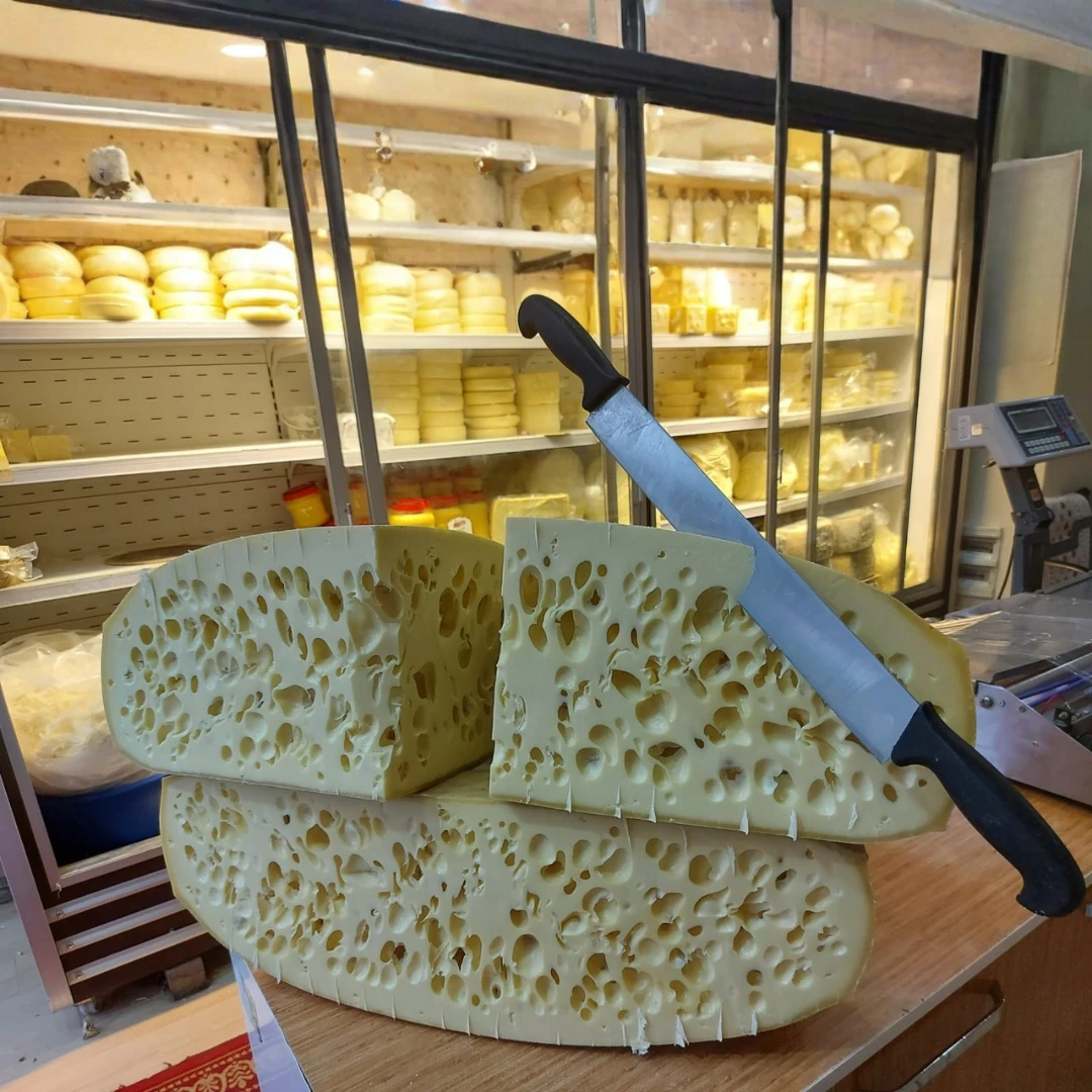 Gravyer Peynir - 1 Kg