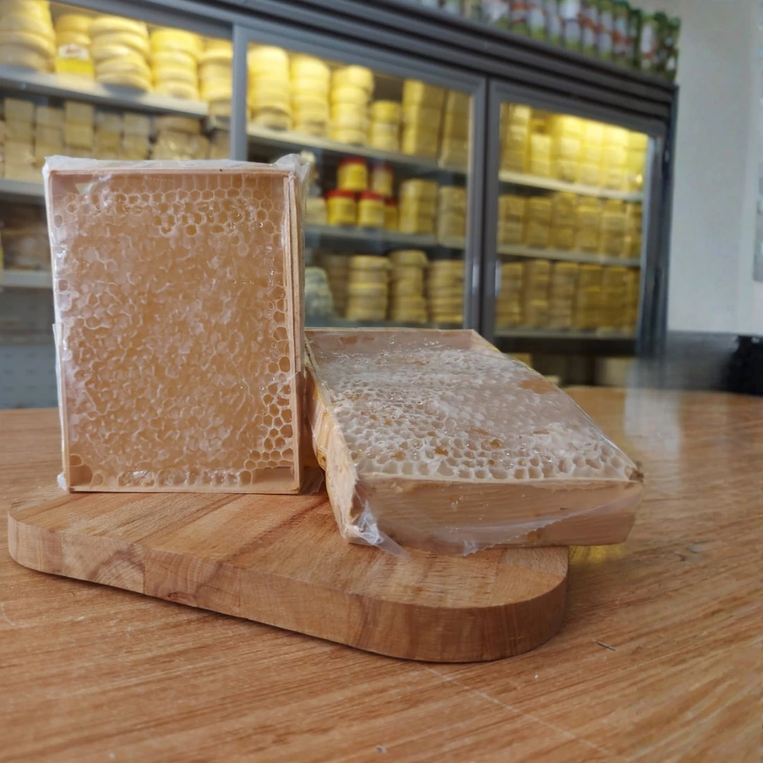 Kare Karakovan Petek Balı - 840gr