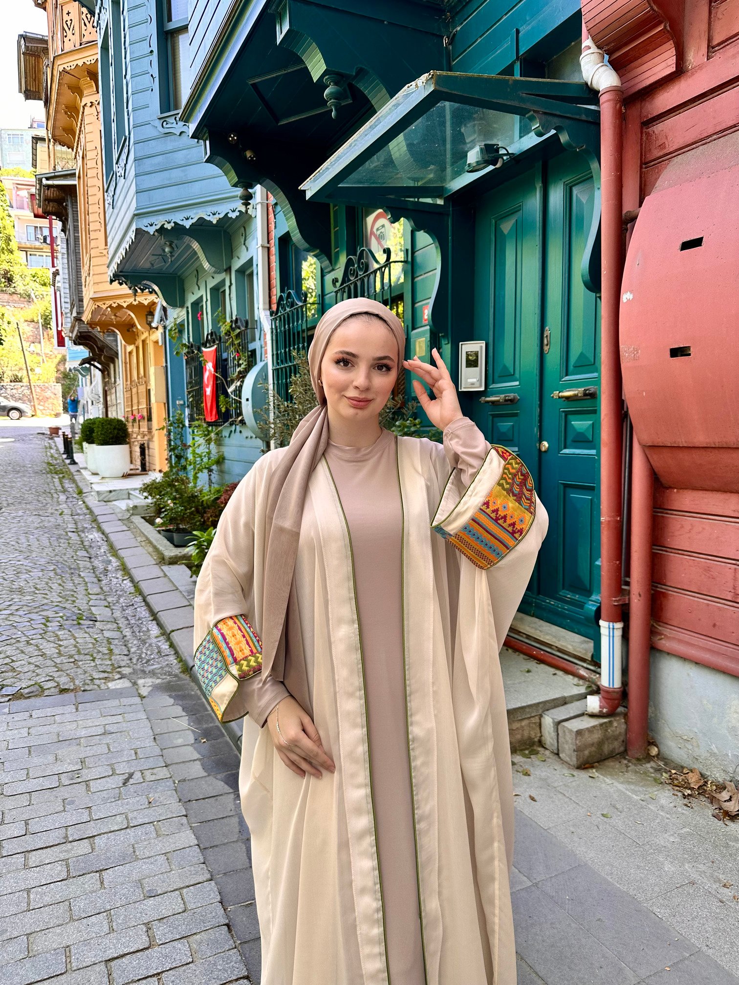 40961 Desenli Tül Şifon Abaya
