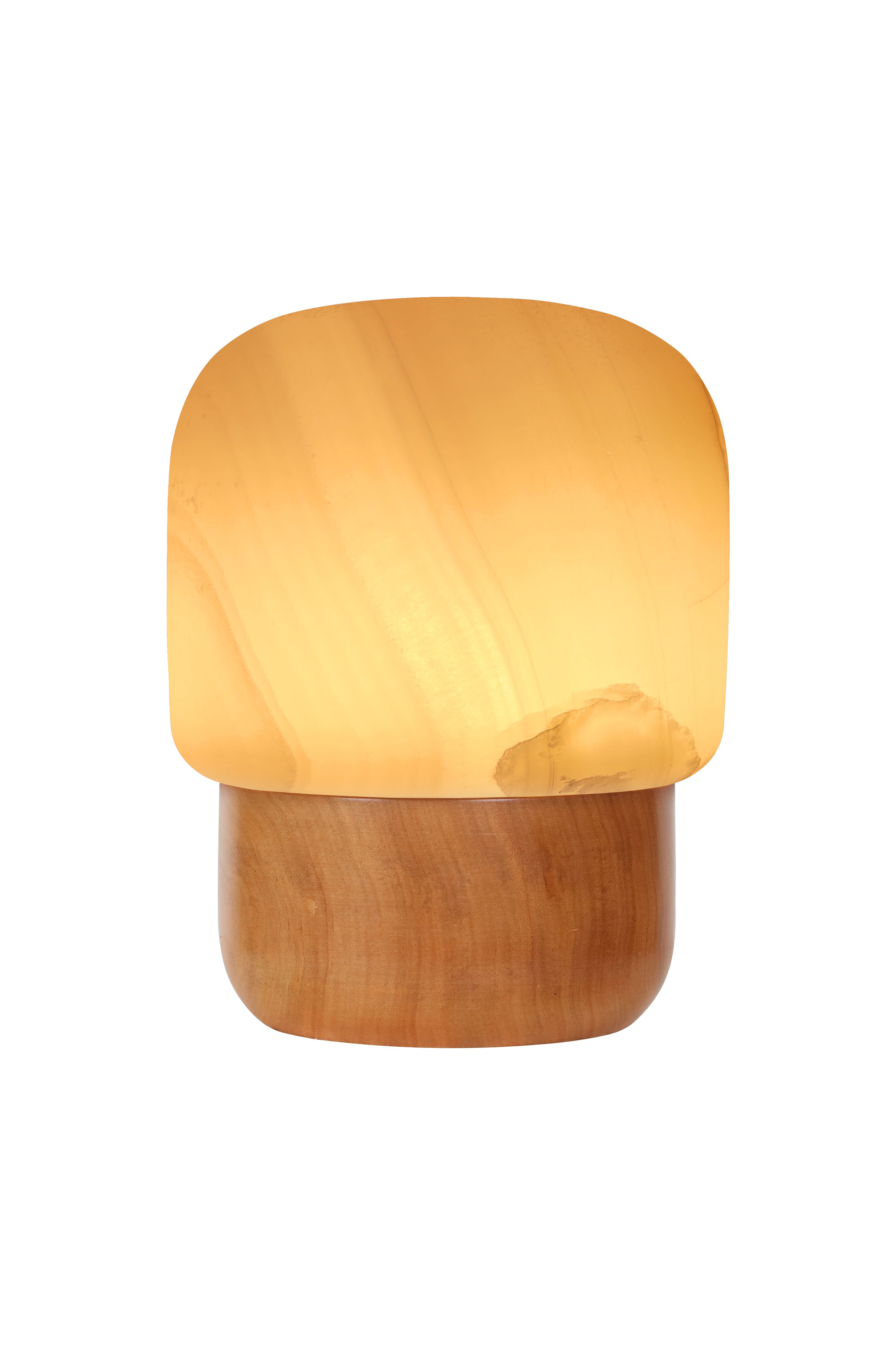 Onyx Mousse Table Lamp - Iroko