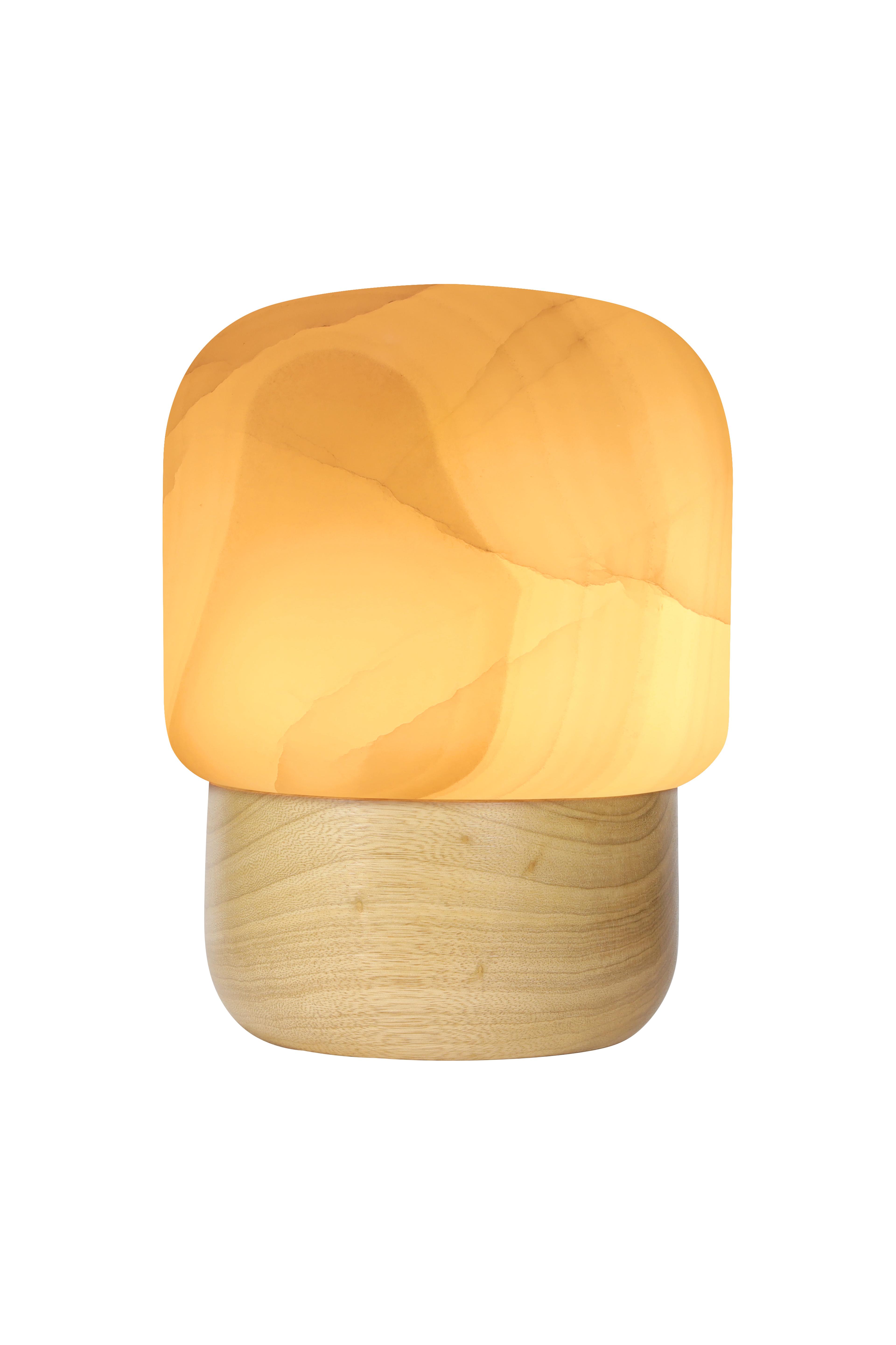 Onyx Mousse Table Lamp - Limba