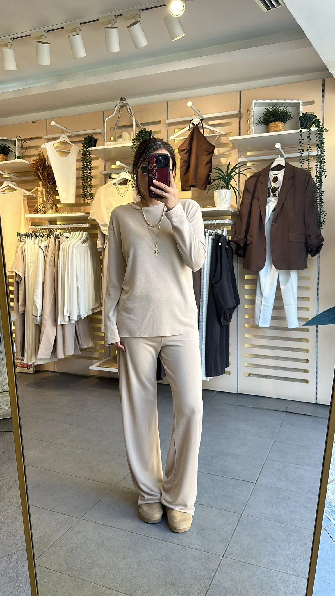 Pike Modal Kumaş Kadın Eşofman Takım Tiril Tiril Dökümlü İnce Kumaştır. Premium Kalite Pamuk Kumaş Krem