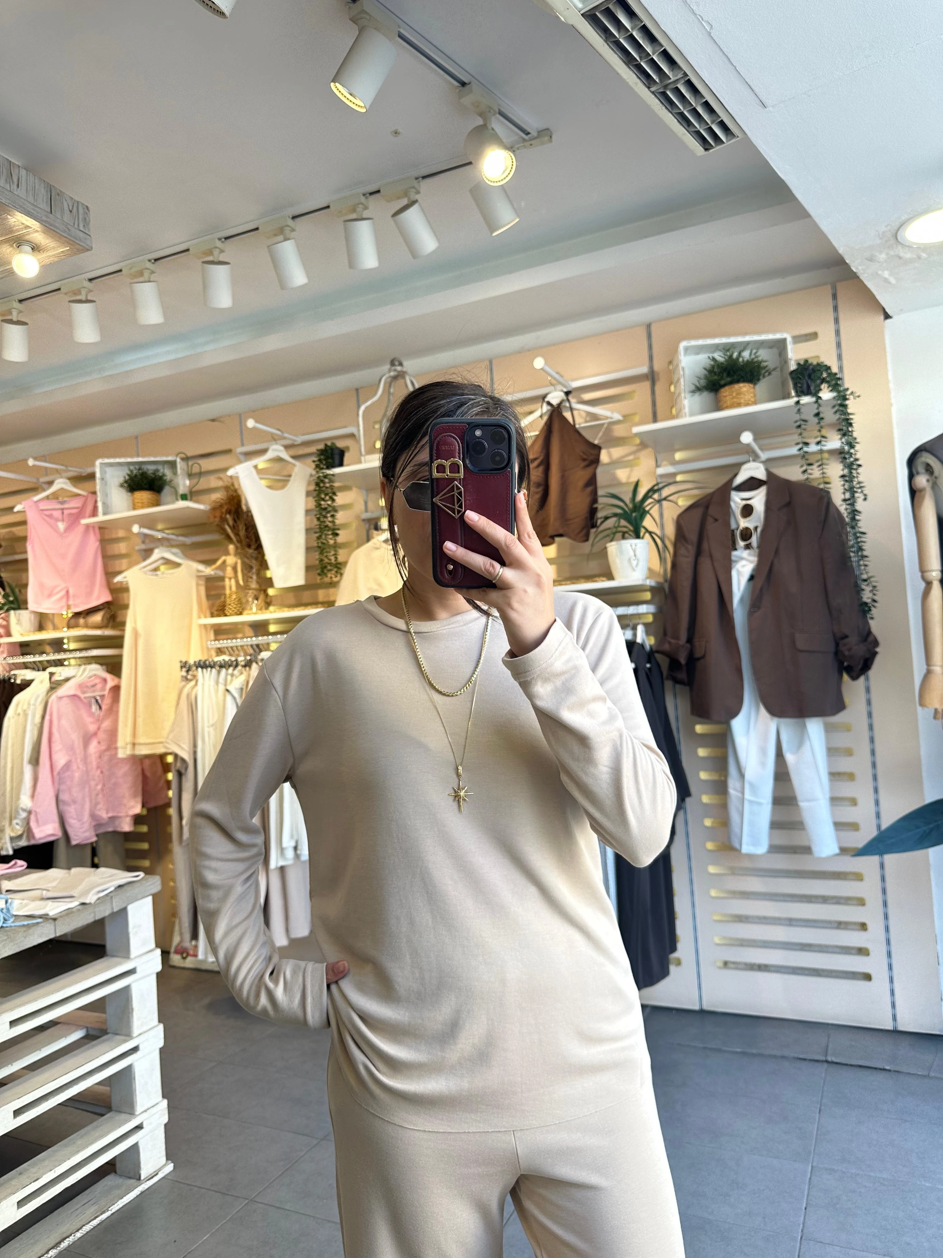 Pike Modal Kumaş Kadın Eşofman Takım Tiril Tiril Dökümlü İnce Kumaştır. Premium Kalite Pamuk Kumaş Krem