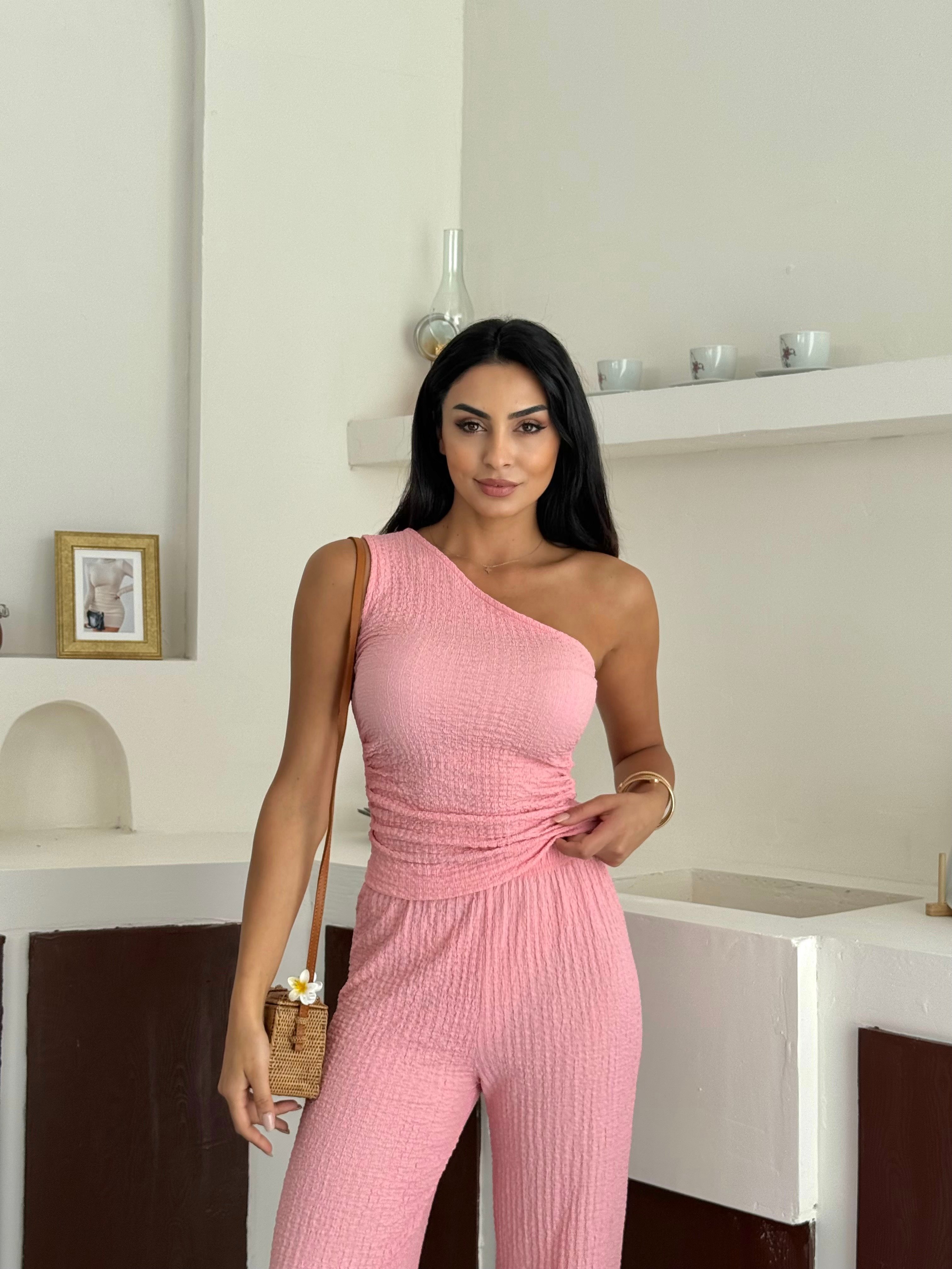 Kadın Örme Bubble Kumaş Tek Omuz Detaylı Pantolon Crop Takım Pembe