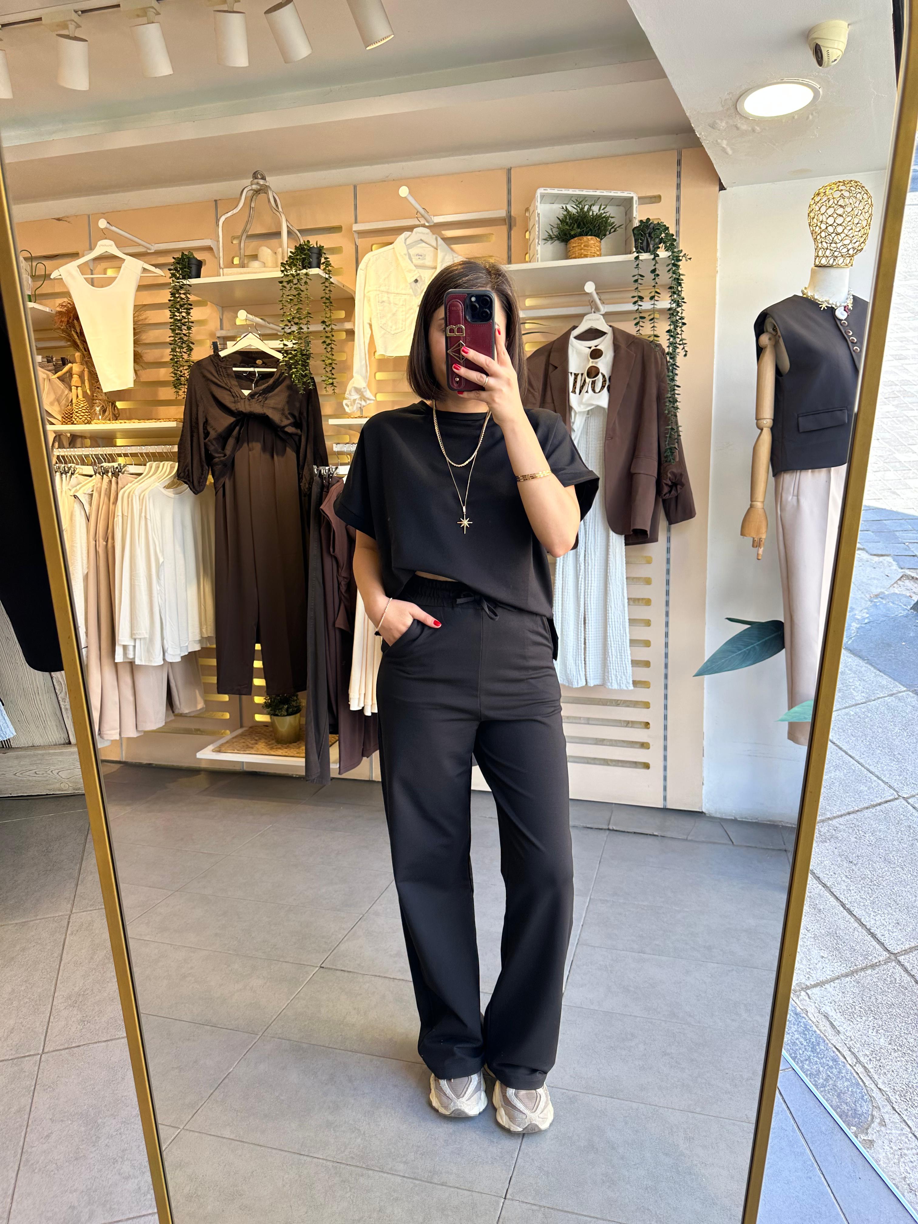 Kadın 2 İplik Günlük Takım Compakt Pamuk Penye Kumaş Kısa Kol & Eşofman Alt Siyah