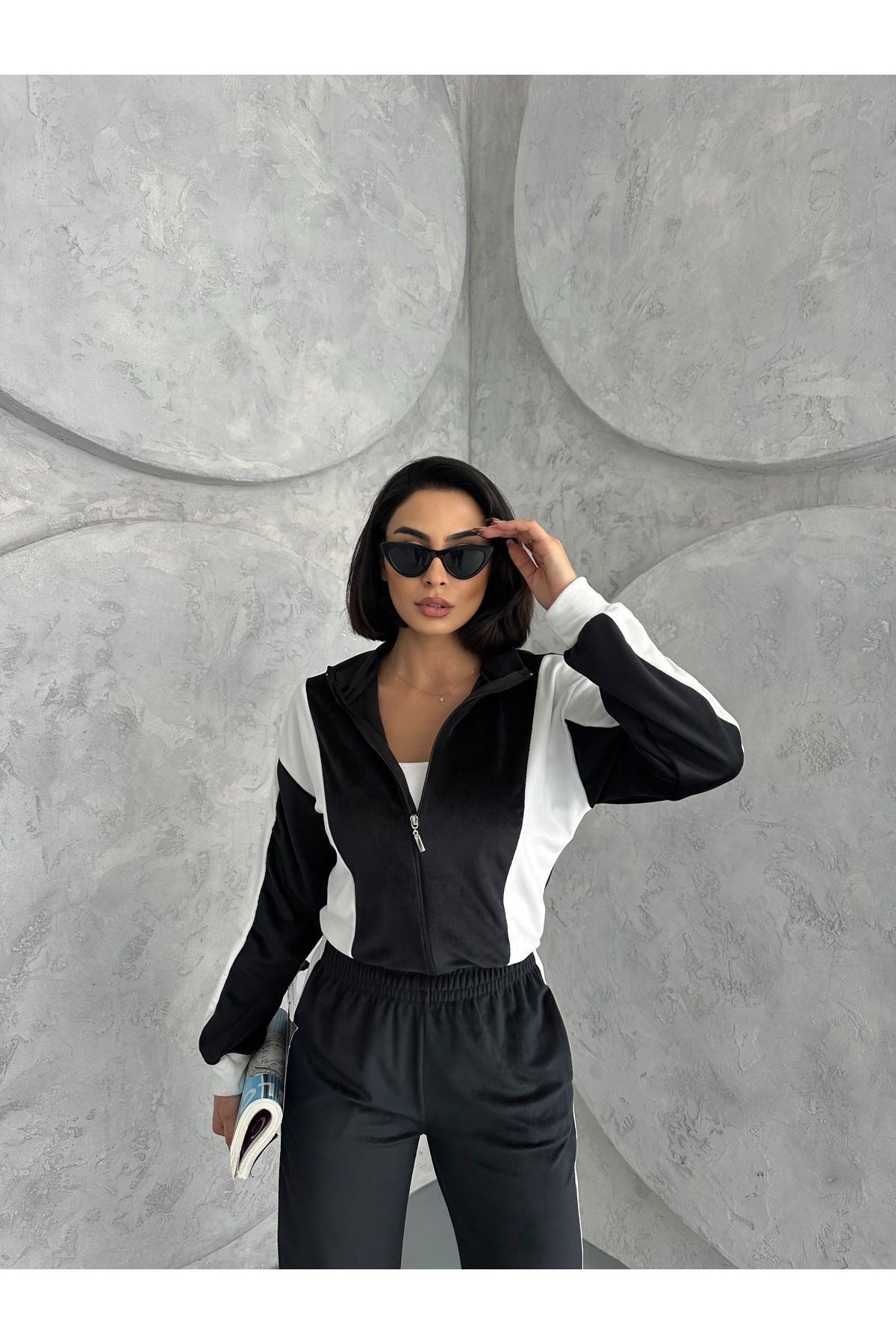FRANSIZ KADİFE KUMAŞ EŞOFMAN TAKIM -  YUMUŞAK DOKULU COOL COMFORT
