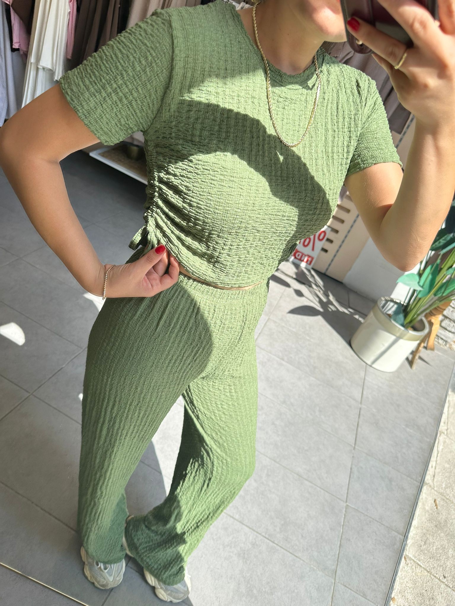 Yeşil Bubble Örme Kumaş Kadın Günlük Giyim Takım Yanları Bağcıklı