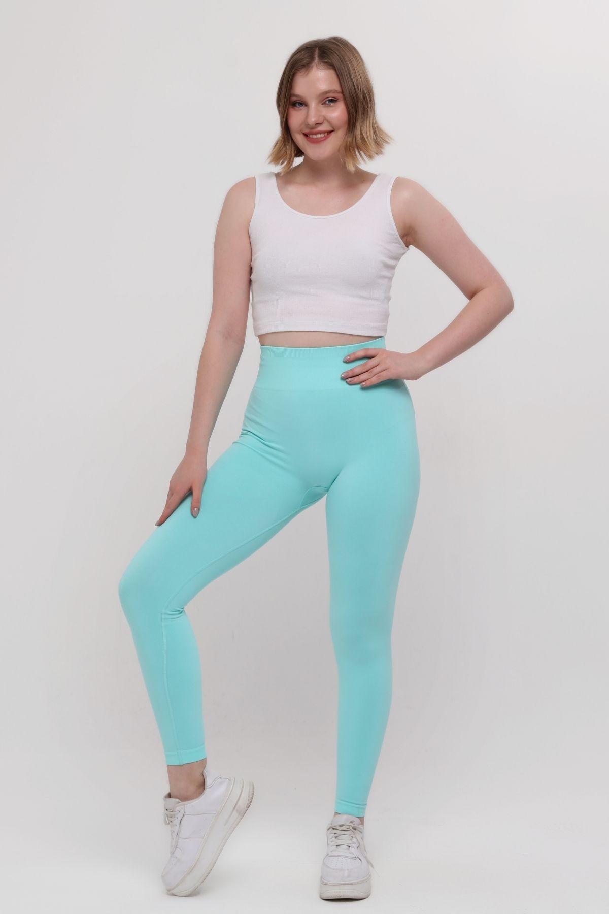 SEAMLESS DİKİŞSİZ SPORCU TAYT PUSH-UP  ARKASI BÜZGÜLÜ TOPARLAYICI
