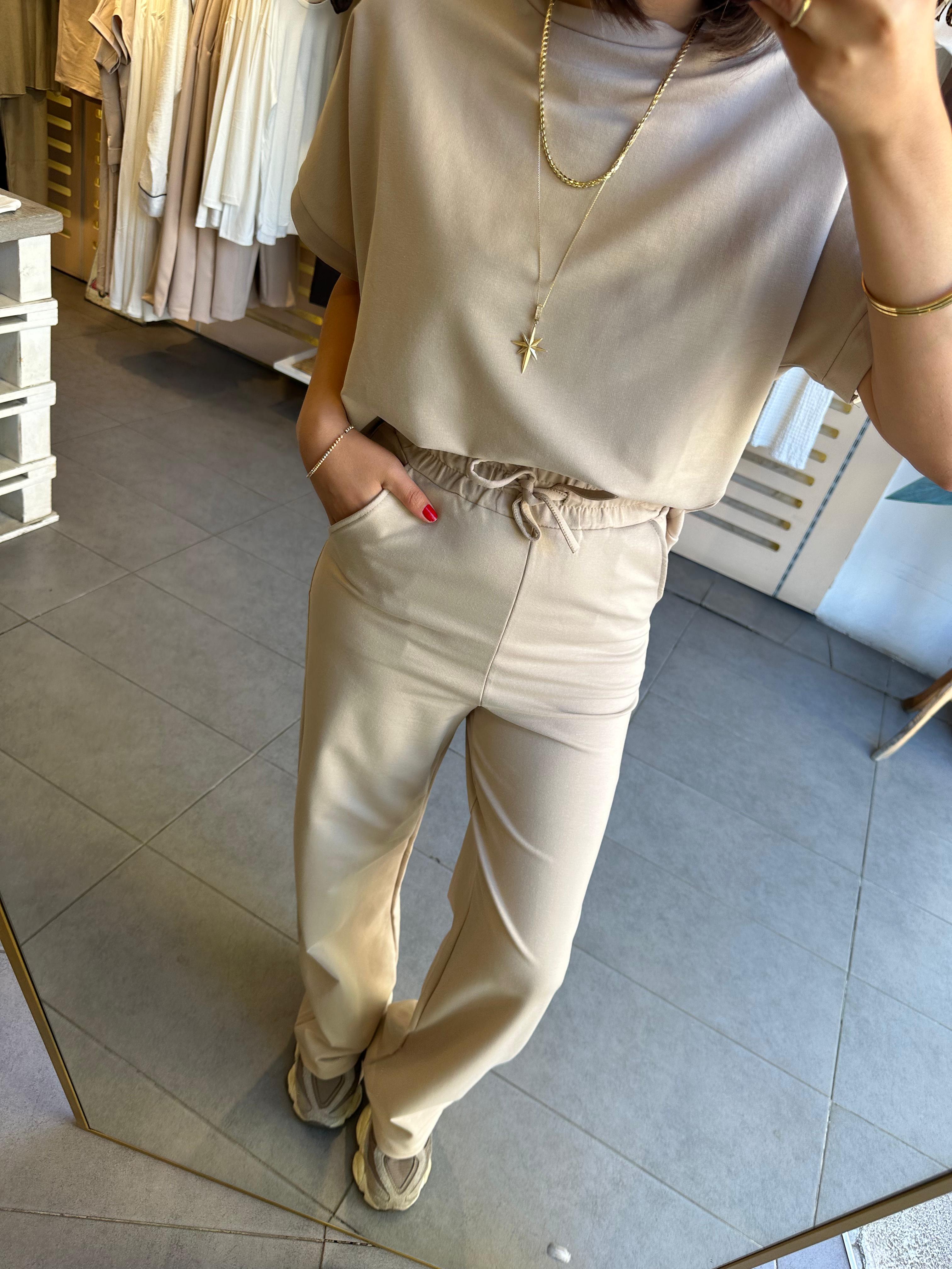 Kadın 2 İplik Günlük Takım Compakt Pamuk Penye Kumaş Kısa Kol & Eşofman Alt Bej