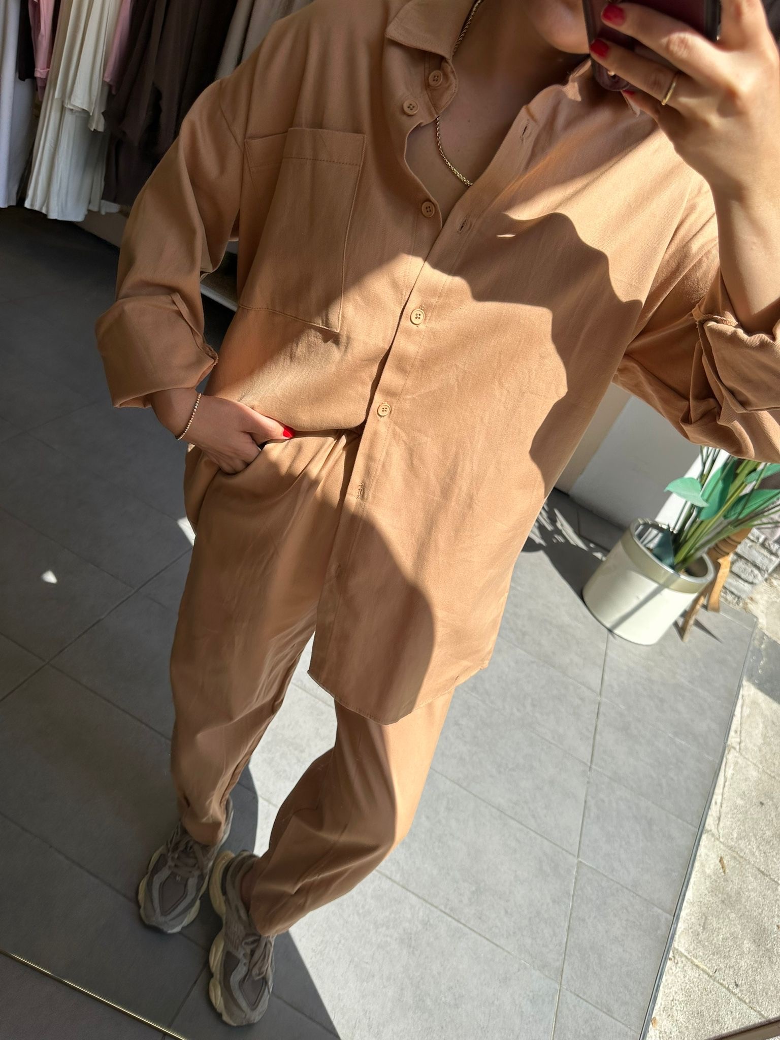 Camel Kadın Yıkamalı Gabardin Gömlek & Havuç Pantolon Takım Oversize Kalıp Rahat Kesim