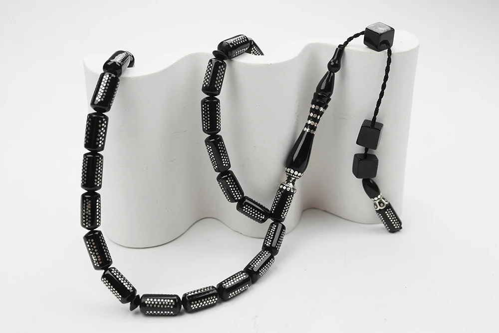 Oltu Taşı  Boru Kesim Kilim Desen İşlemeli Tespih