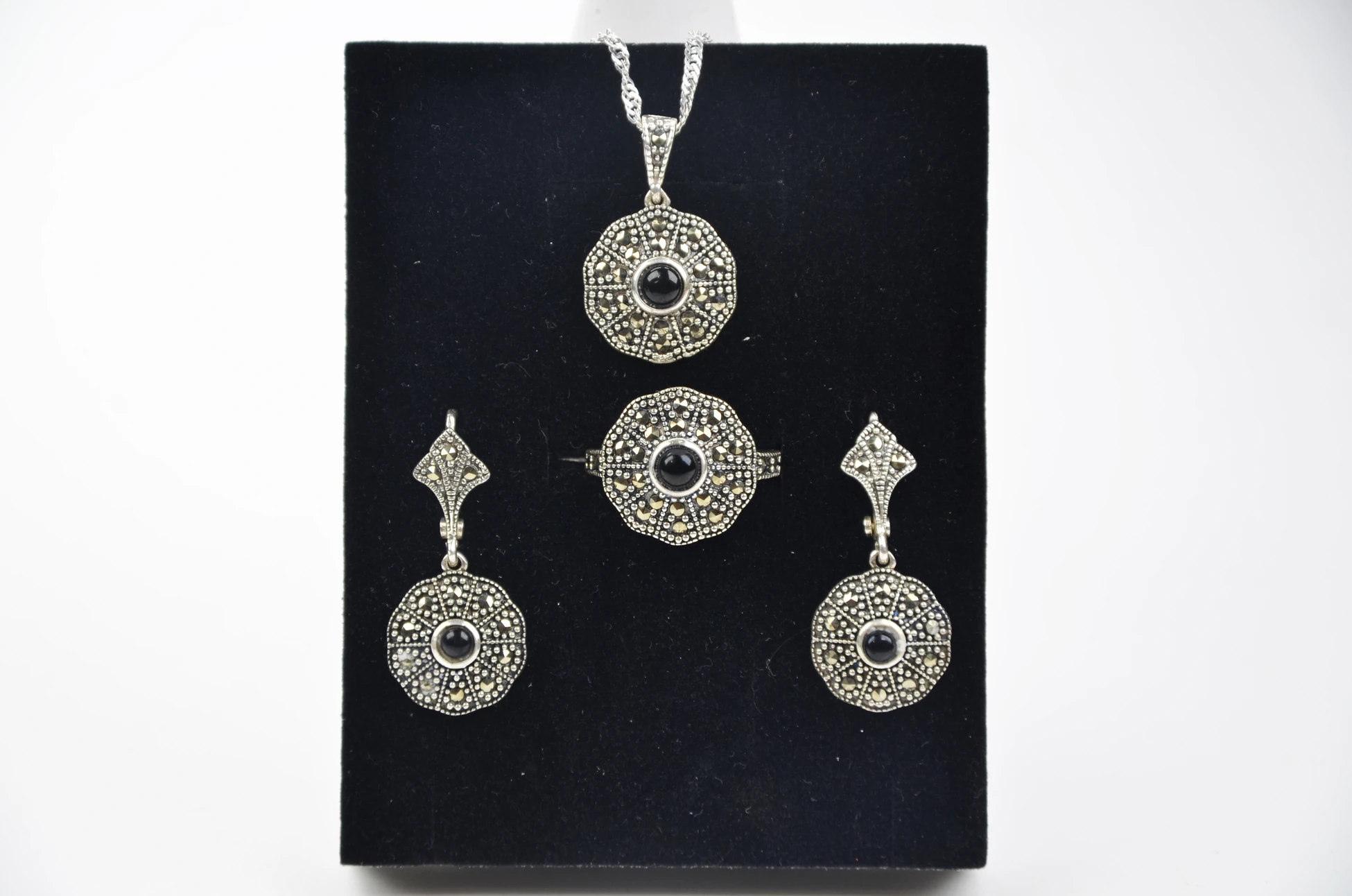 Papatya Gümüş İşleme Kadın Takı Seti