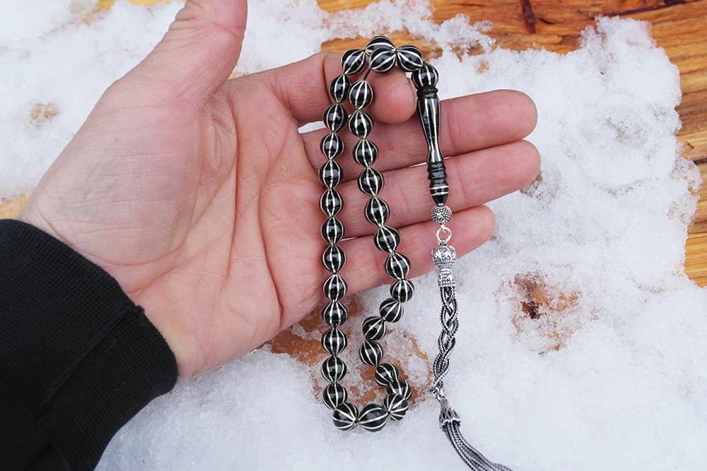 Oltu Taşı Beyzi Model Sekizli Karpuz İşlemeli Tespih