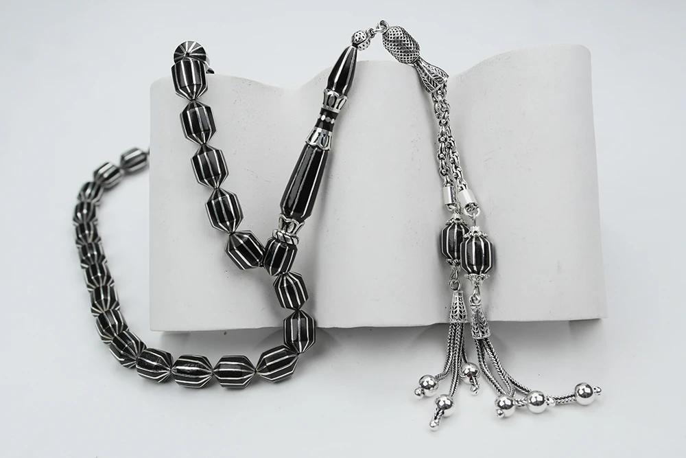 Oltu Taşı Traşlı Kesme On İkili Karpuz  Dilim İşlemeli Tespih