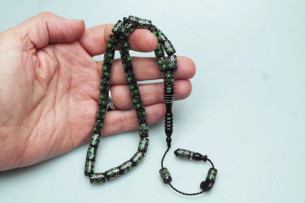 Oltu Taşı Yeşil Örgü İşlemeli Tespih