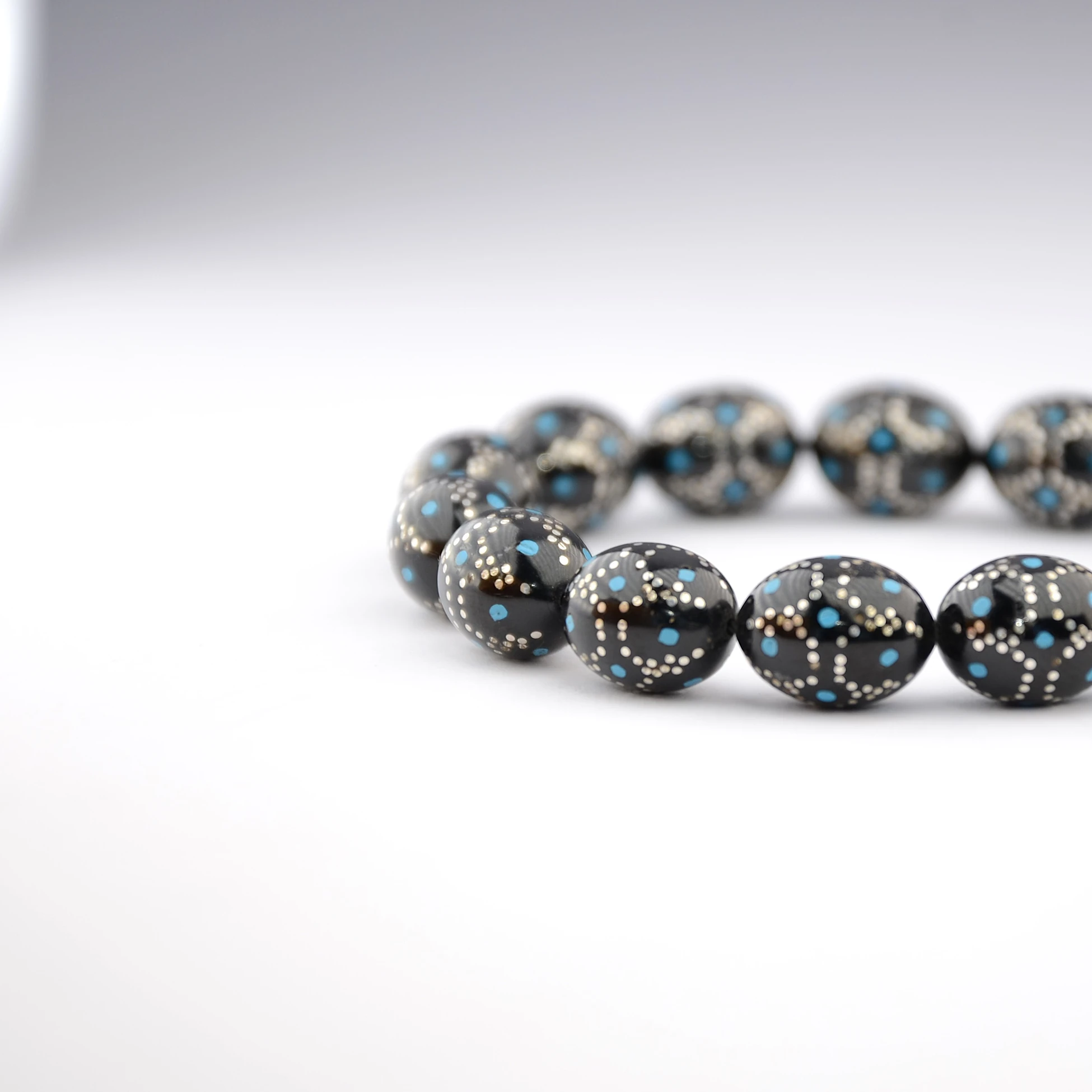 Kule Model Mavi Mine ve Gümüş İşlemeli Oltu Sıkması Tespih