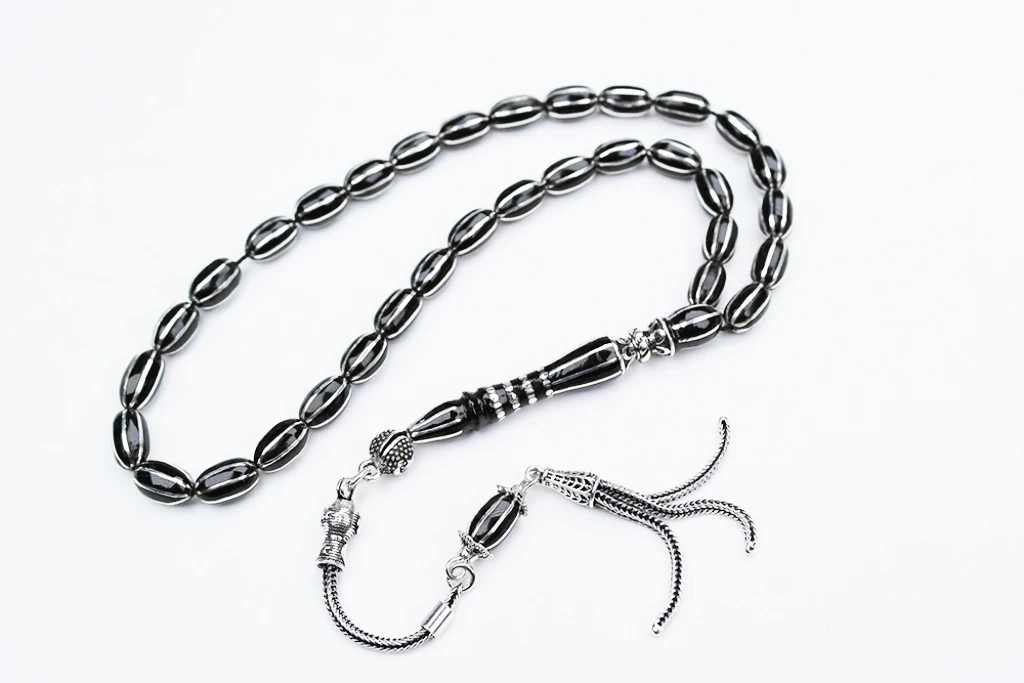 Oltu Taşı Beyzi Model Sekizli Karpuz İşlemeli Tespih