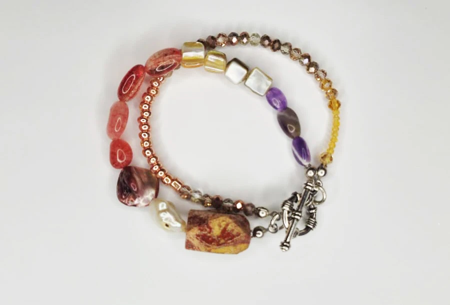  Köklü Kadın Kadın Bileklik