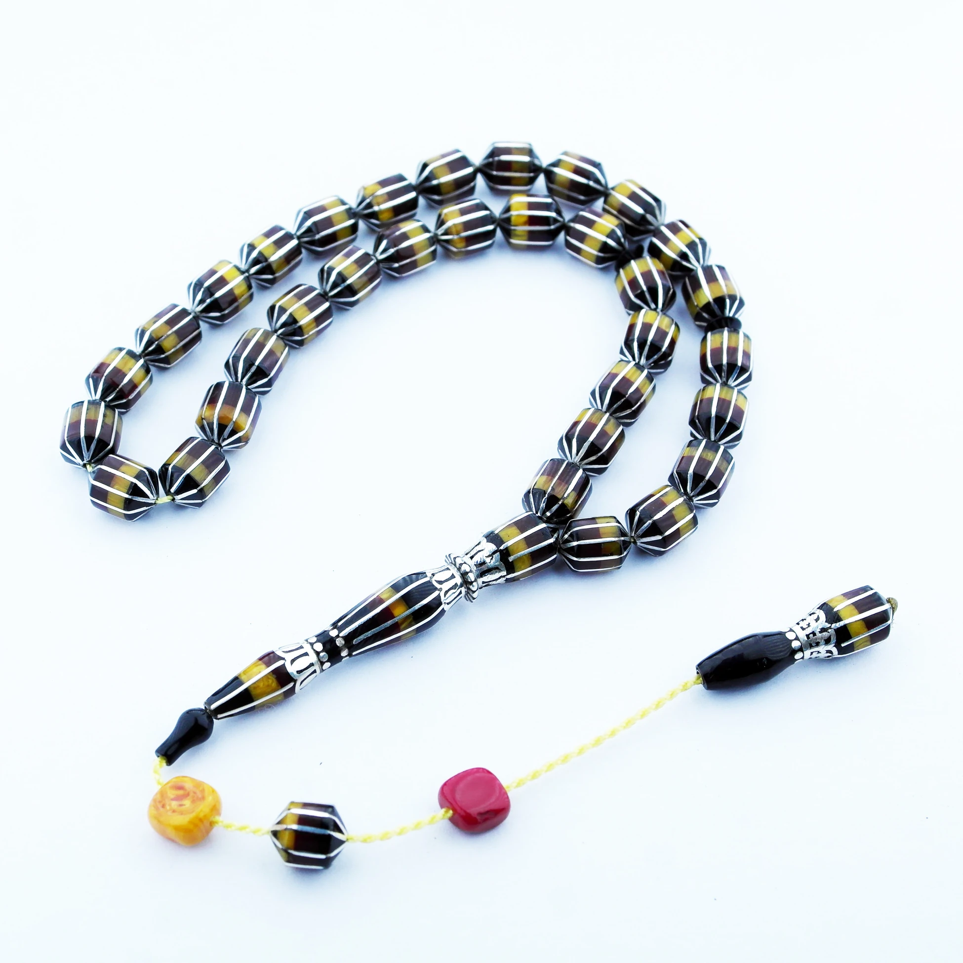 Tıraşlı Kesme 1000 Ayar Gümüş İşlemeli Oltu Taşı Ve Galalith  Karpuz Dilim İşlemeli Tespih