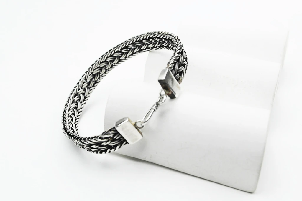 El Örmesi Papağan Kilitli Gümüş Erkek Bileklik