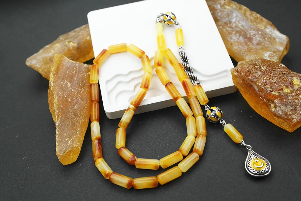 Kapsül Kesim Mineli Püsküllü Damla Kehribar Tespih