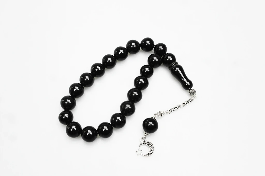 Maskot Boy Sade Tespih