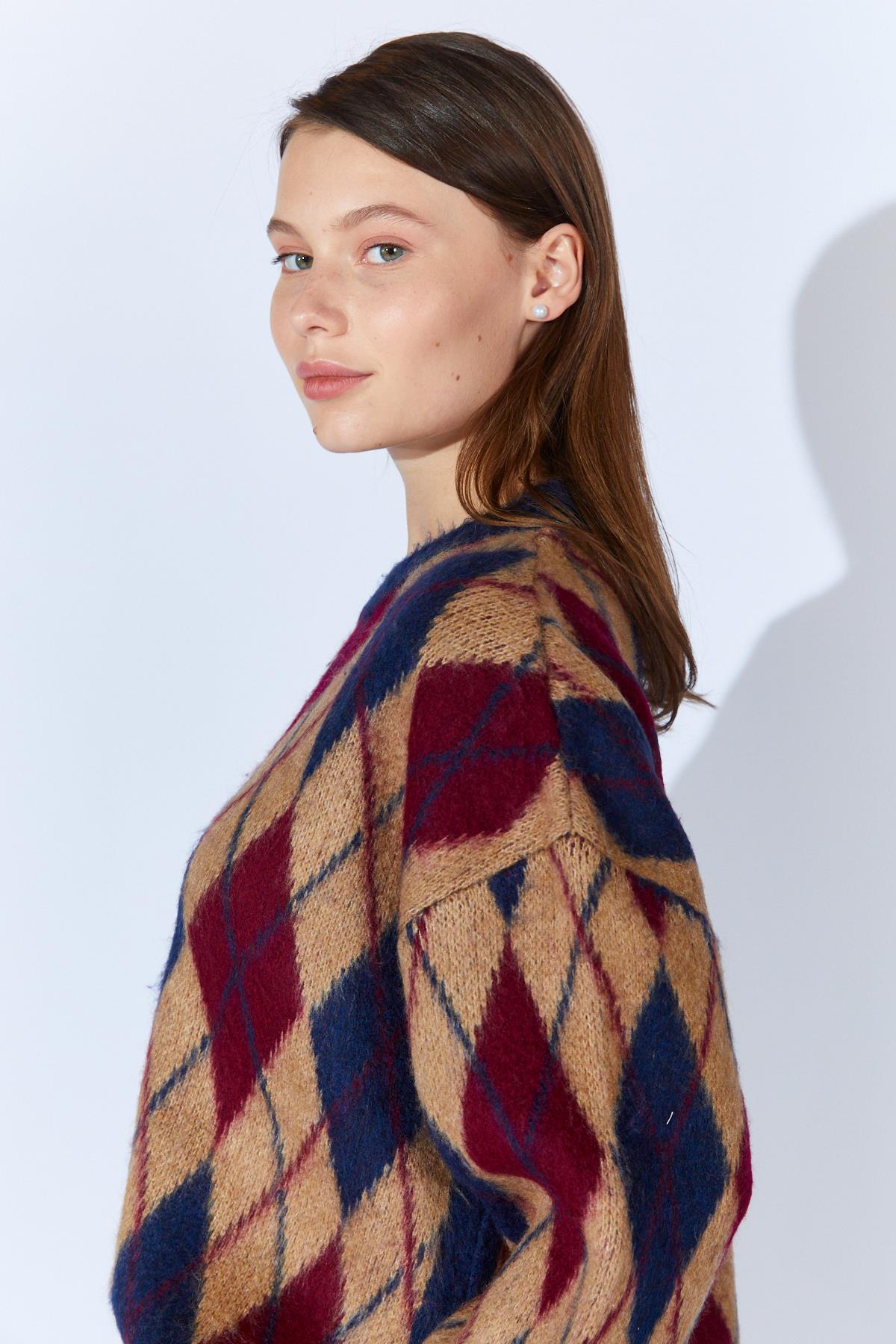 Kadın Baklava Desenli Şardonlu Salaş Triko Kazak