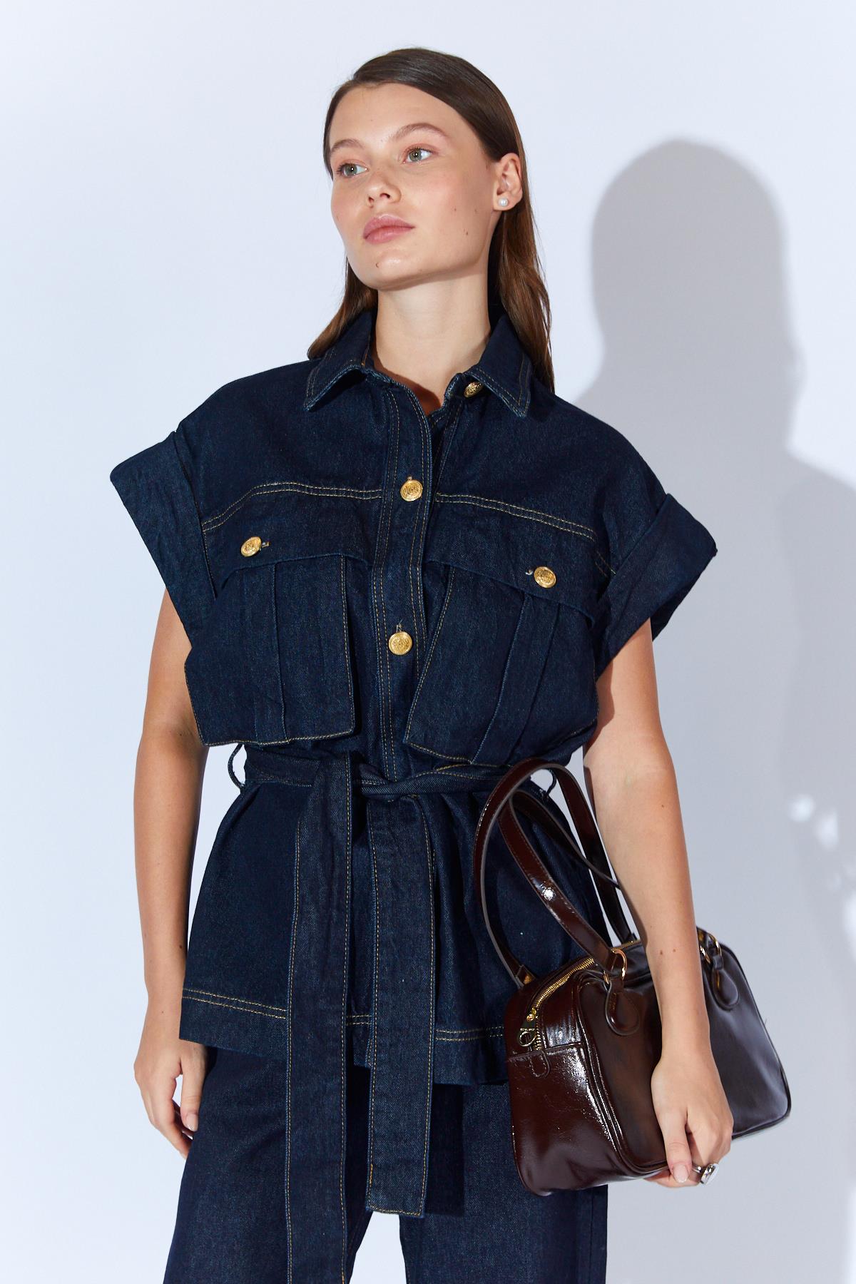 Kadın Kol Katlamali Kuşakli Ci̇tf Cepli̇ Yelek