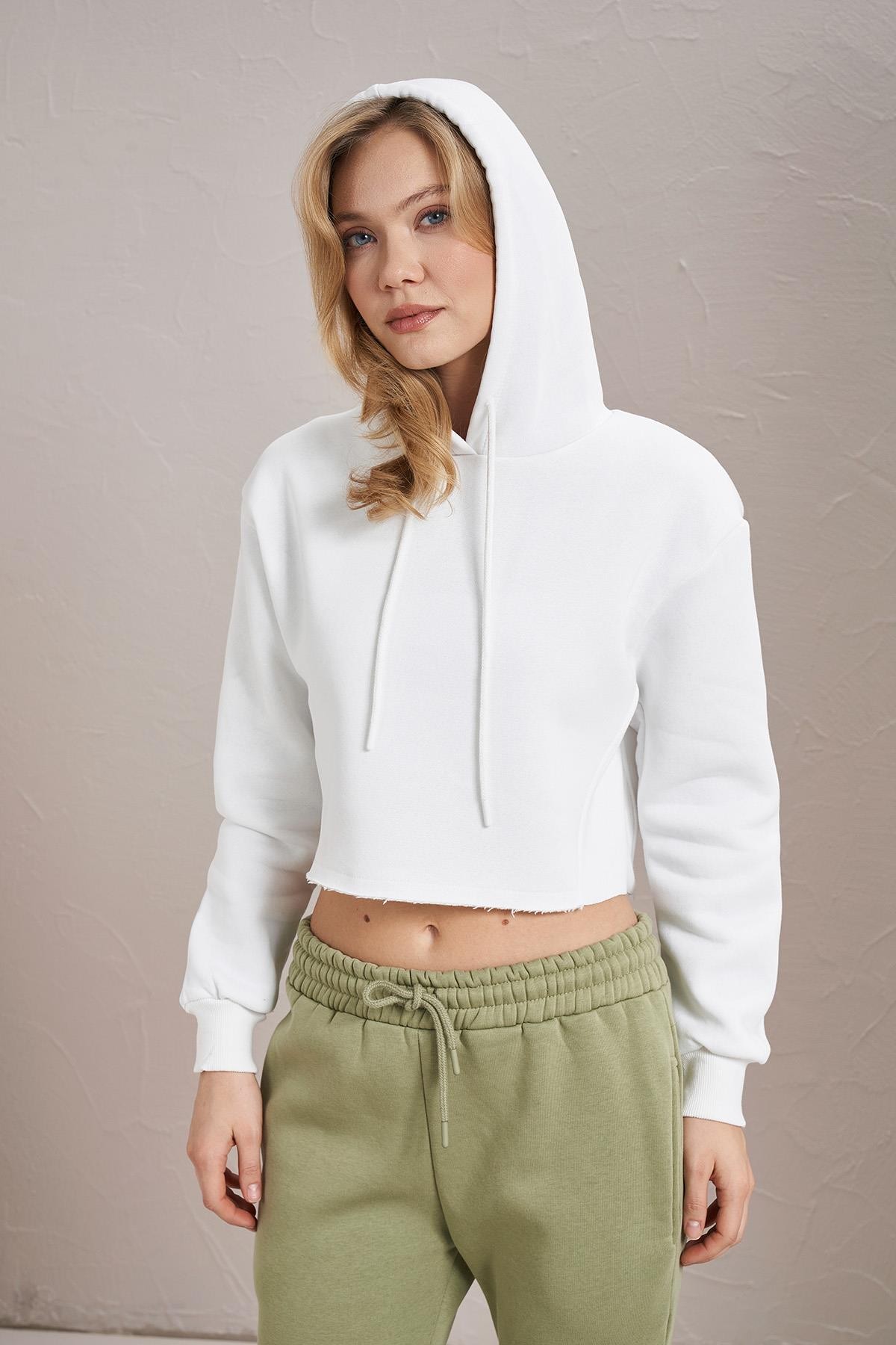 Kadın Kapüşonlu Yanları Ribana Detaylı Crop Sweatshirt