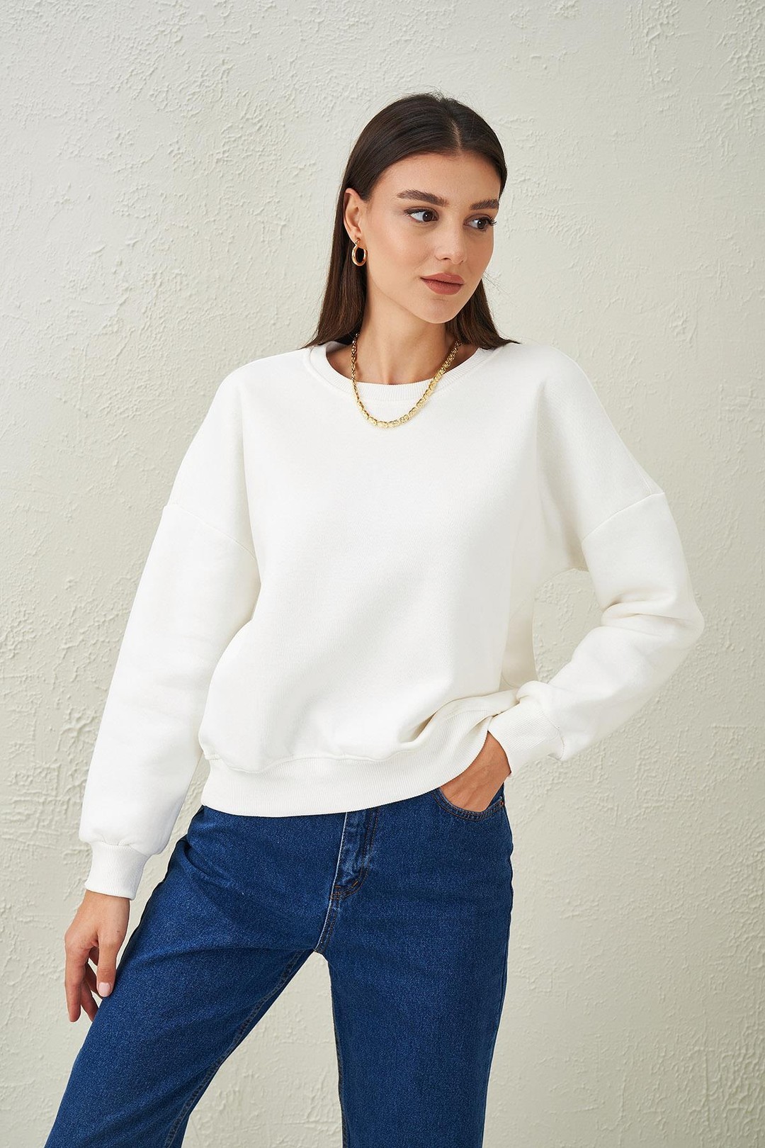 Kadın Bisiklet Yaka Üç İplik Basic Sweatshirt