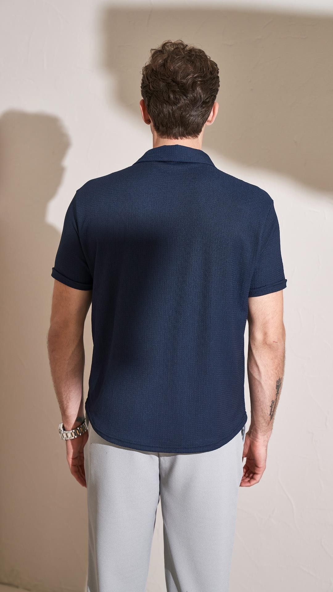 Erkek Kısa Kollu Apaş Yaka Krinkıl Oversize Gömlek