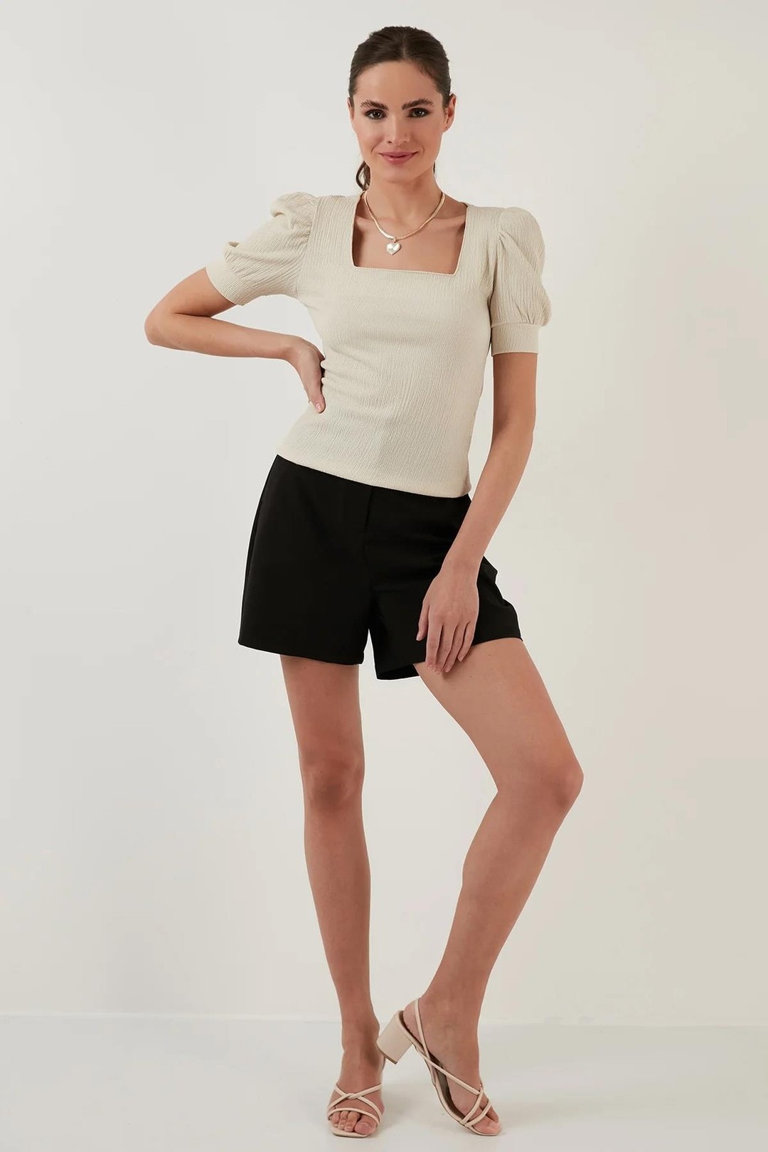 Kadın Balon Kol Kare Bürümcük Kumaş Bluz