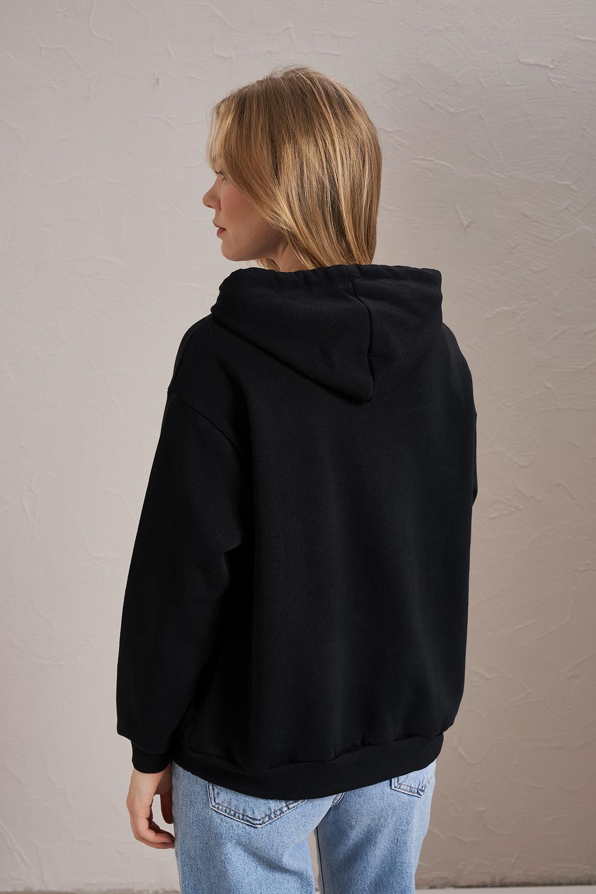 Kadın Wintage Baskılı Cepsiz Kapüşonlu Sweatshirt