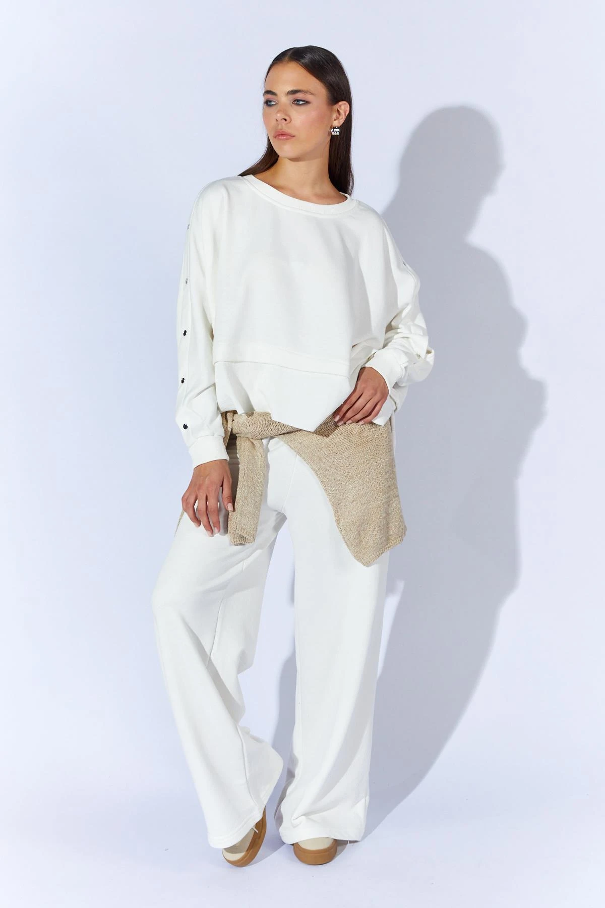 Kadın Bisiklet Yaka Kolları Çıtçıtlı Düşük Omuzlu Sweatshirt