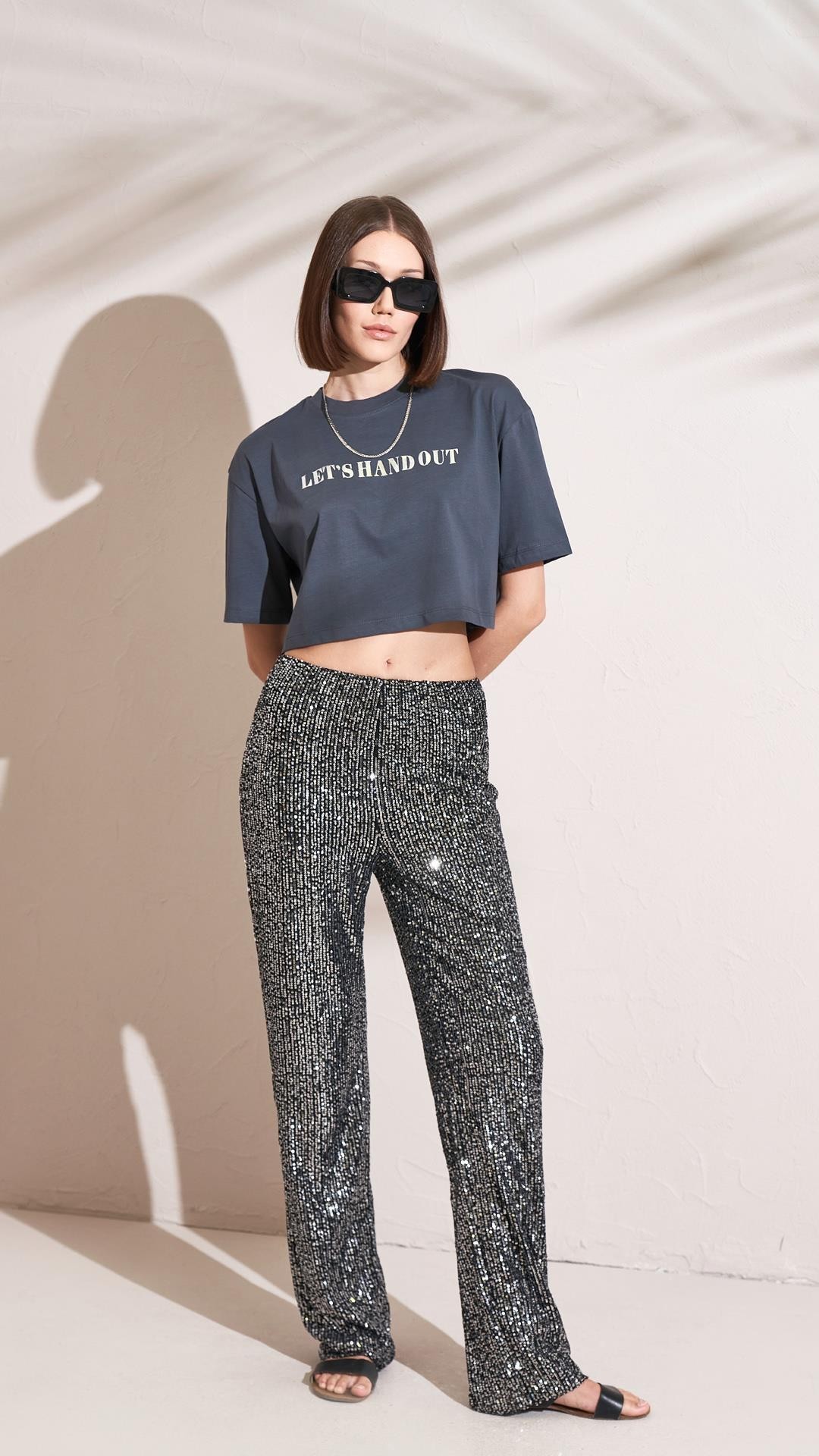 Kadın Bisiklet Yaka Oversize Süprem Varak Yazılı Crop Tişört