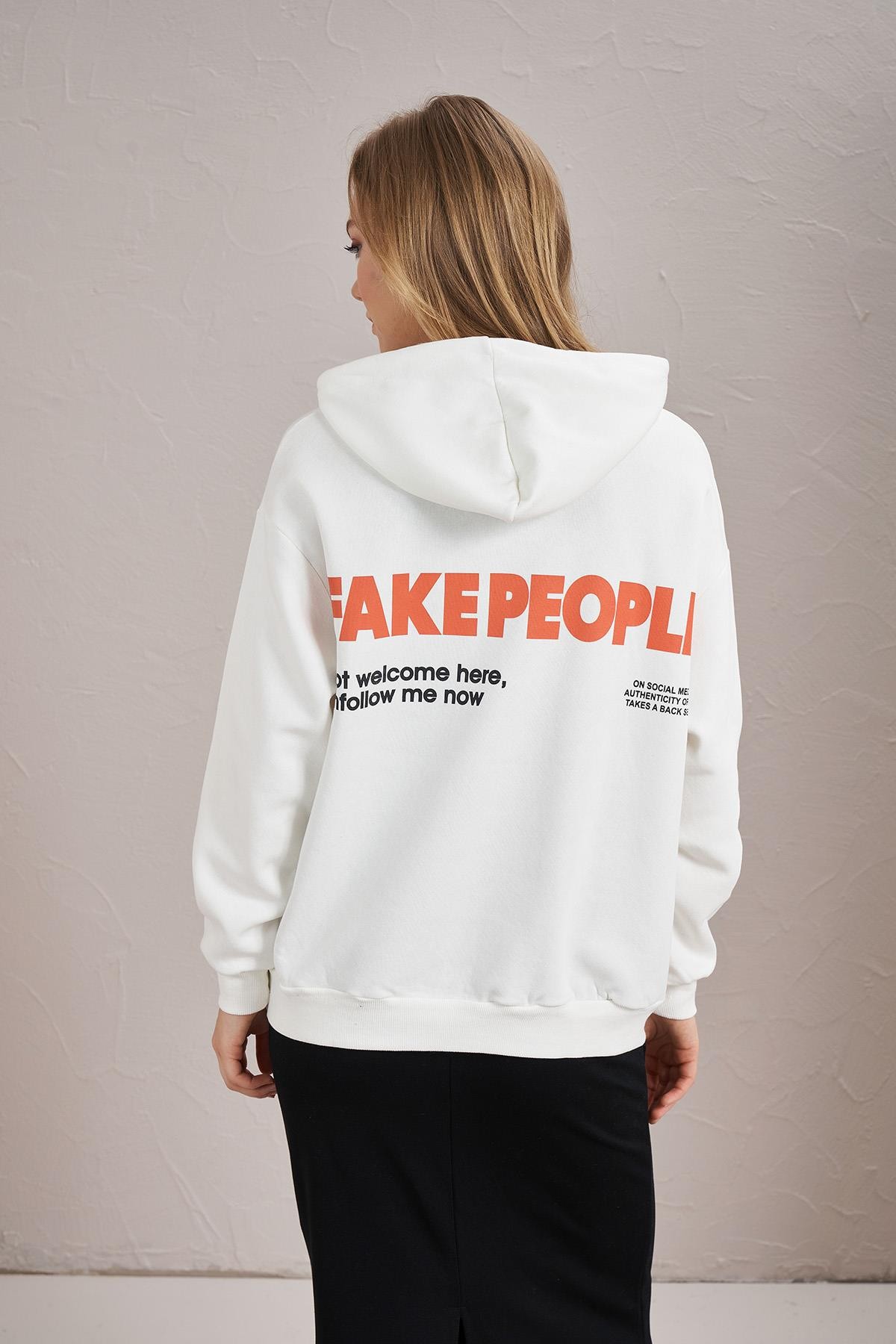 Kadın Fake People Baskılı Kanguru Cepli Üç İplik Sweatshirt