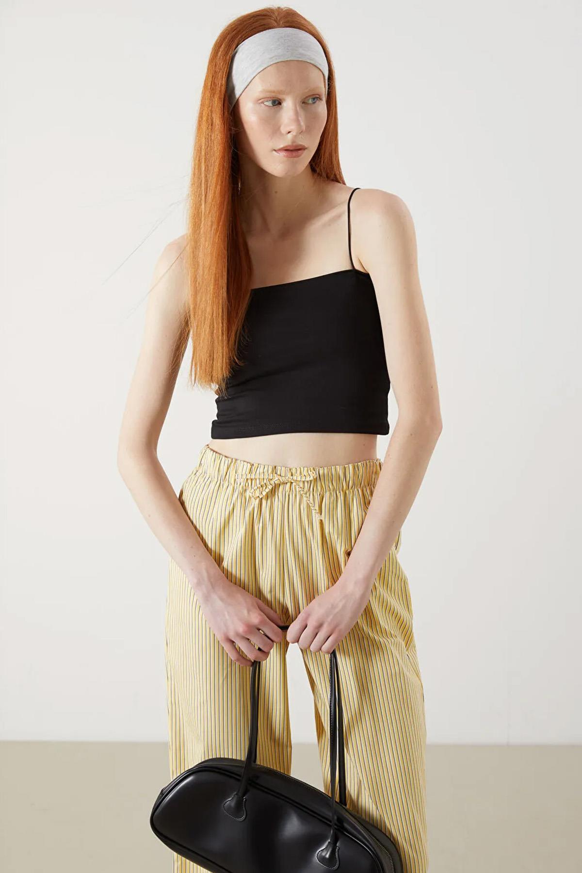 Kadın Spagetti Askılı İçi Gloplu Full Licra Atlet