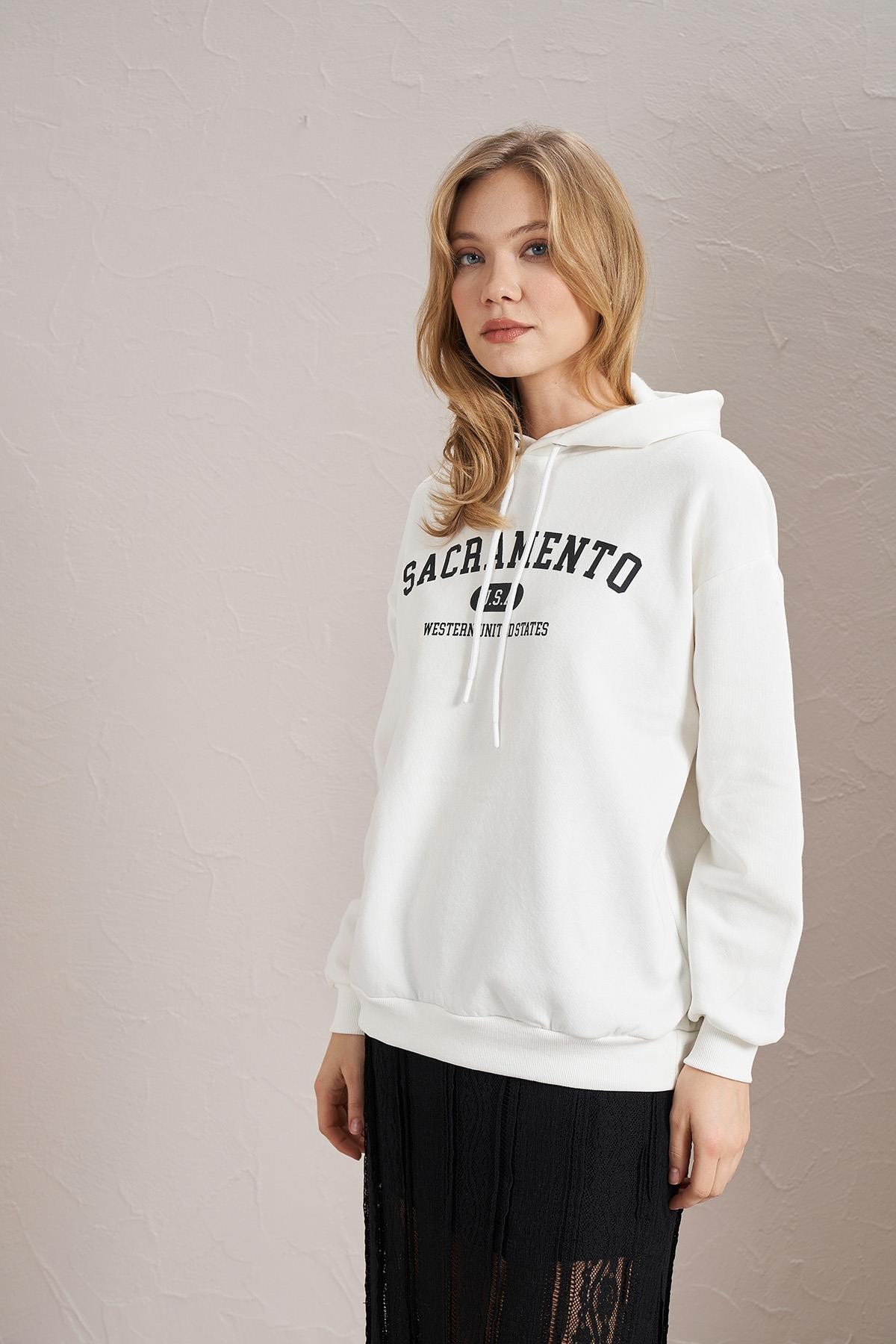 Kadın Sacramento Baskılı Üç İplik Cepsiz Kapüşonlu Sweatshirt