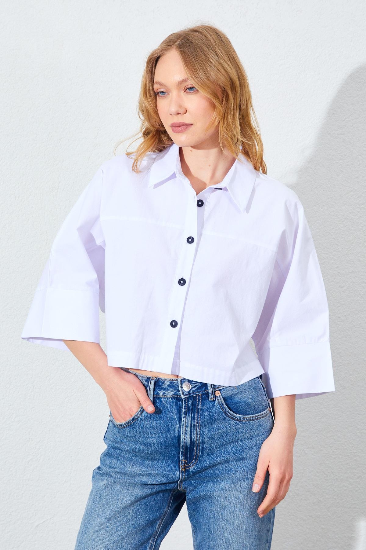 Kadın Düşük Kol Çımalı Crop Poplin Gömlek