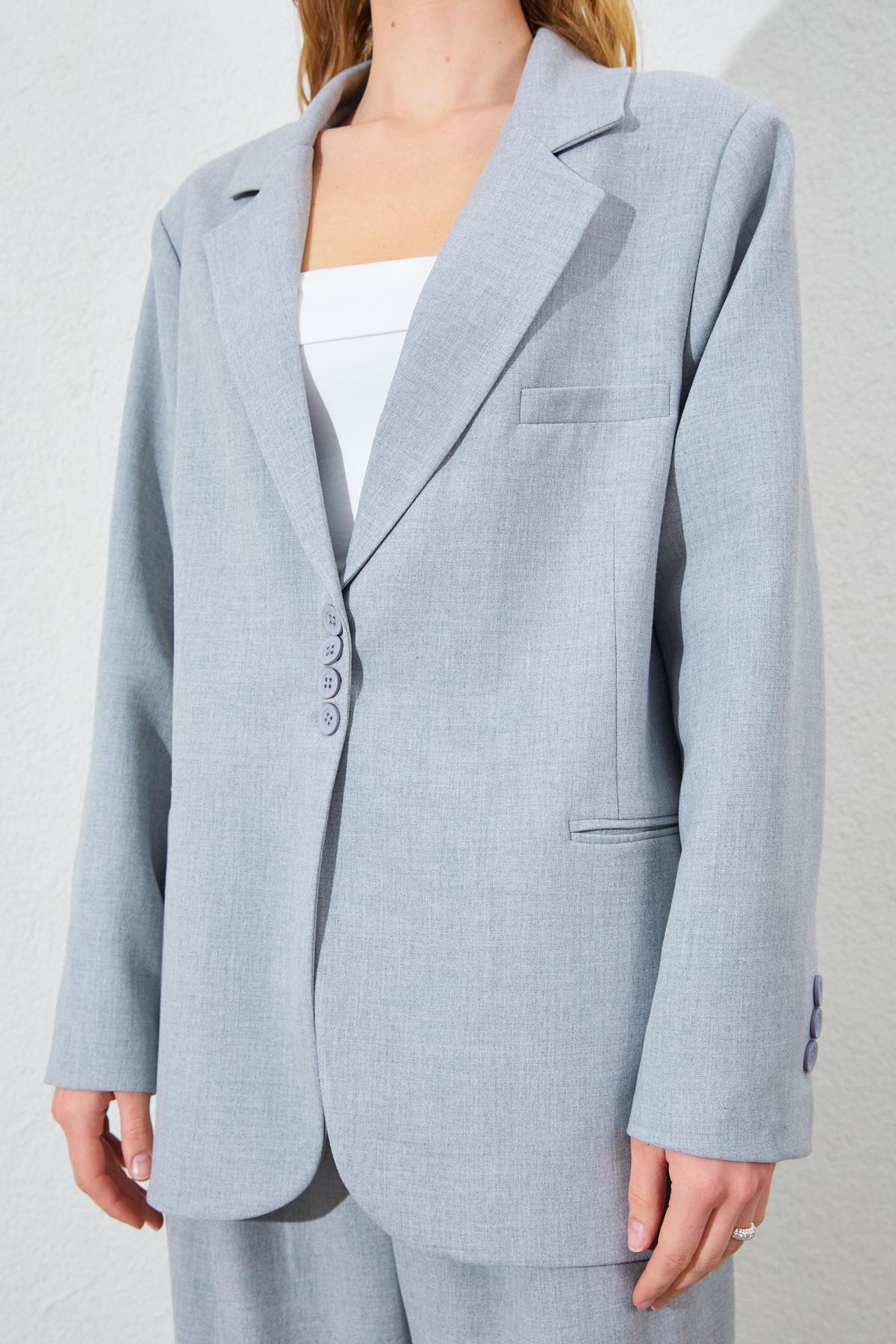 Kadın Dört Düğmeli Fleto Cepli Blazer Ceket
