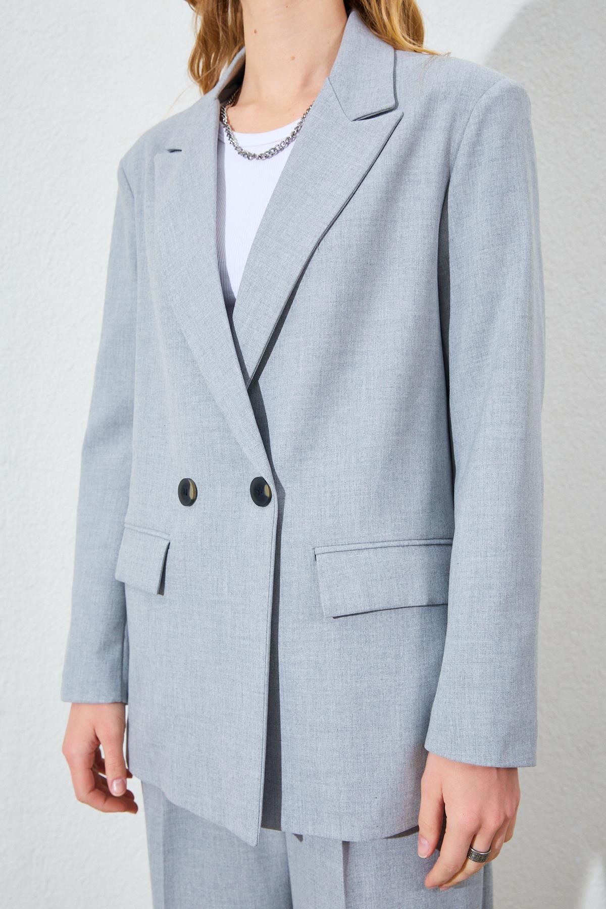 Kadın İki Düğmeli Oversize Poliviskon Blazer Ceket