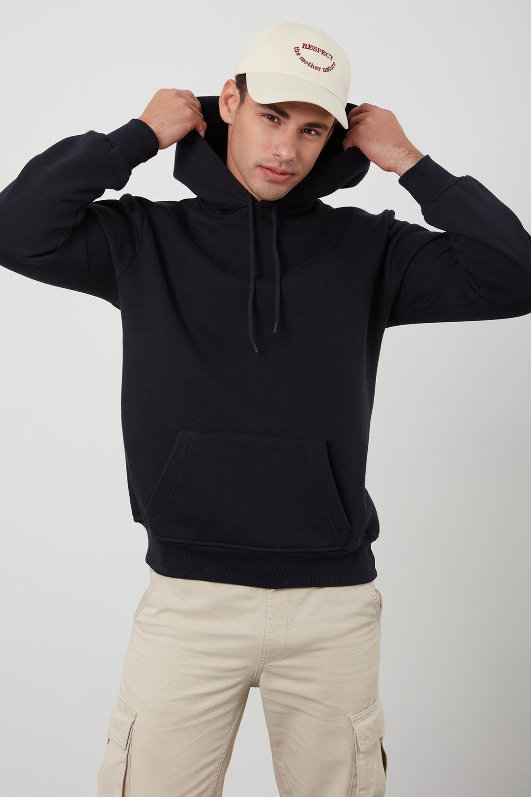 Erkek Kapüşonlu Kanguru Cepli Şardonlu Basic Sweatshirt